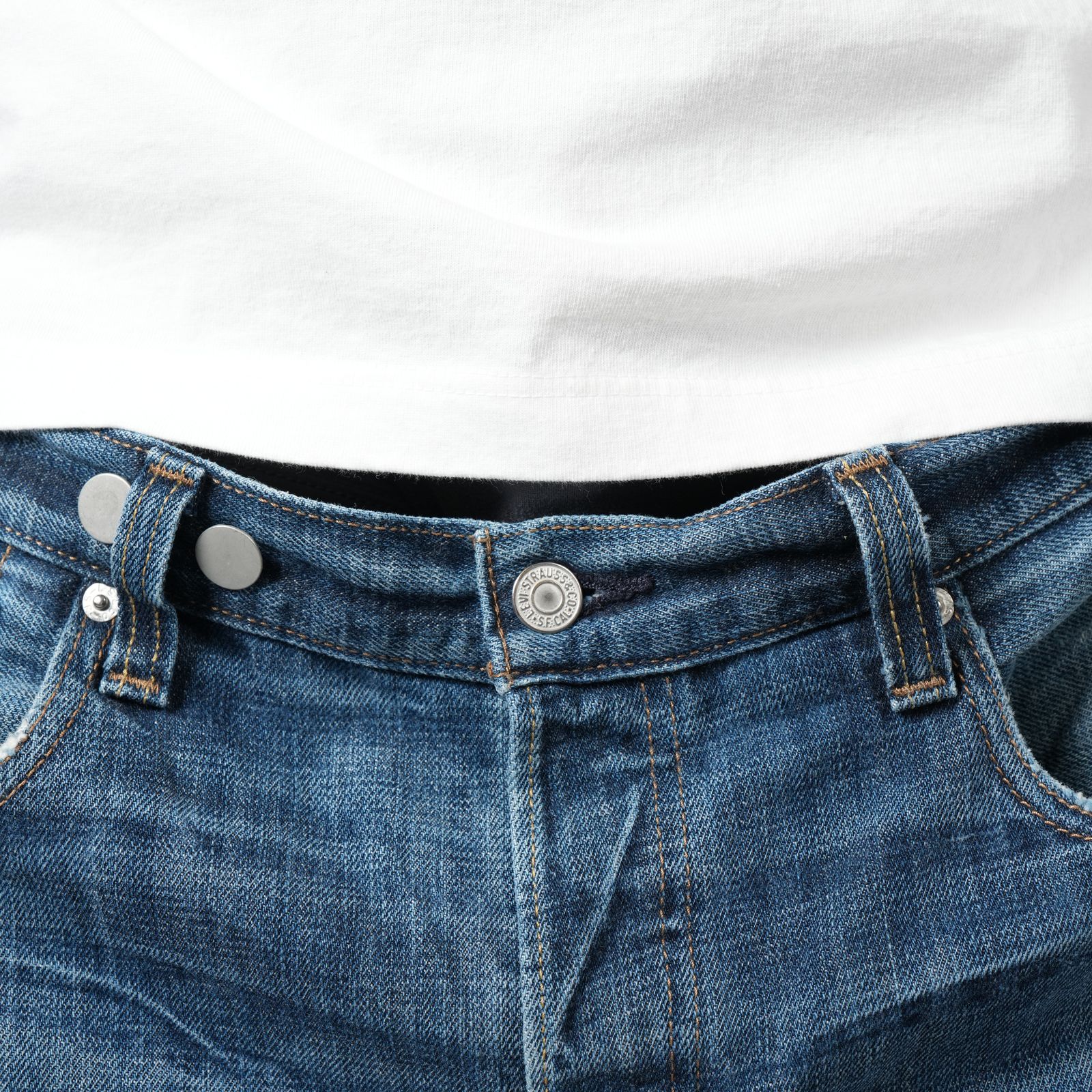 BASICKS - 【ラスト1点】BASICKS x Vintage Levi's Heart Pocket BASICKS - 【ラスト1点】BASICKS x Vintage Levi's Heart Pocket