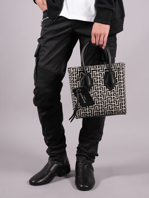 【ラスト1点】BF 1 BAG B-ARMY SHOPPER 42 - CANVAS MONOGRAM / モノグラム キャンバス ミニ トートバック / アイボリー・ブラック / 定番商品 / ユニセックス 22.YN1FA660TPRV BALMAIN