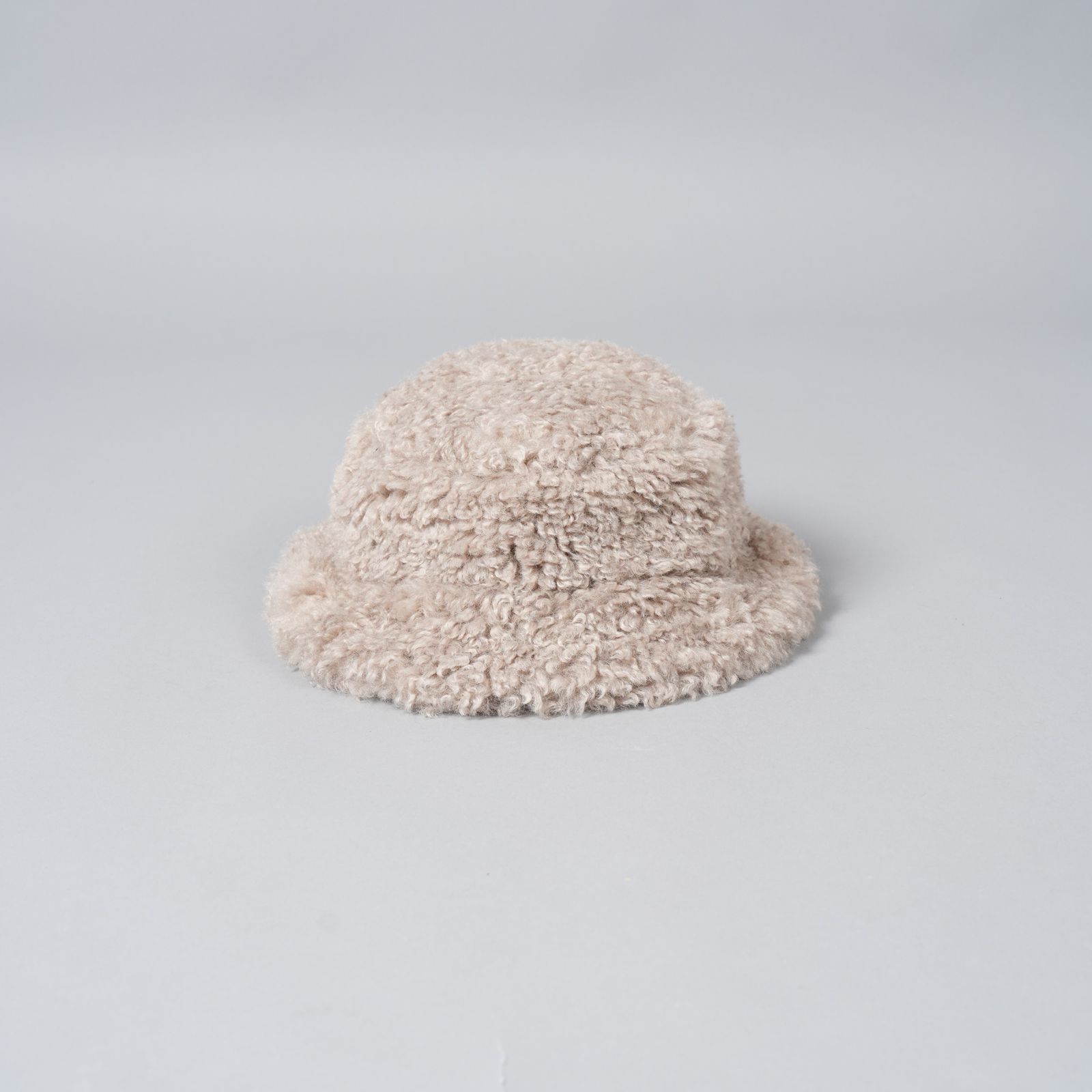 【残りわずか】Faux Fur Big Bucket Hat / フォックスファー ビッグ バケットハット (ミルクティー)