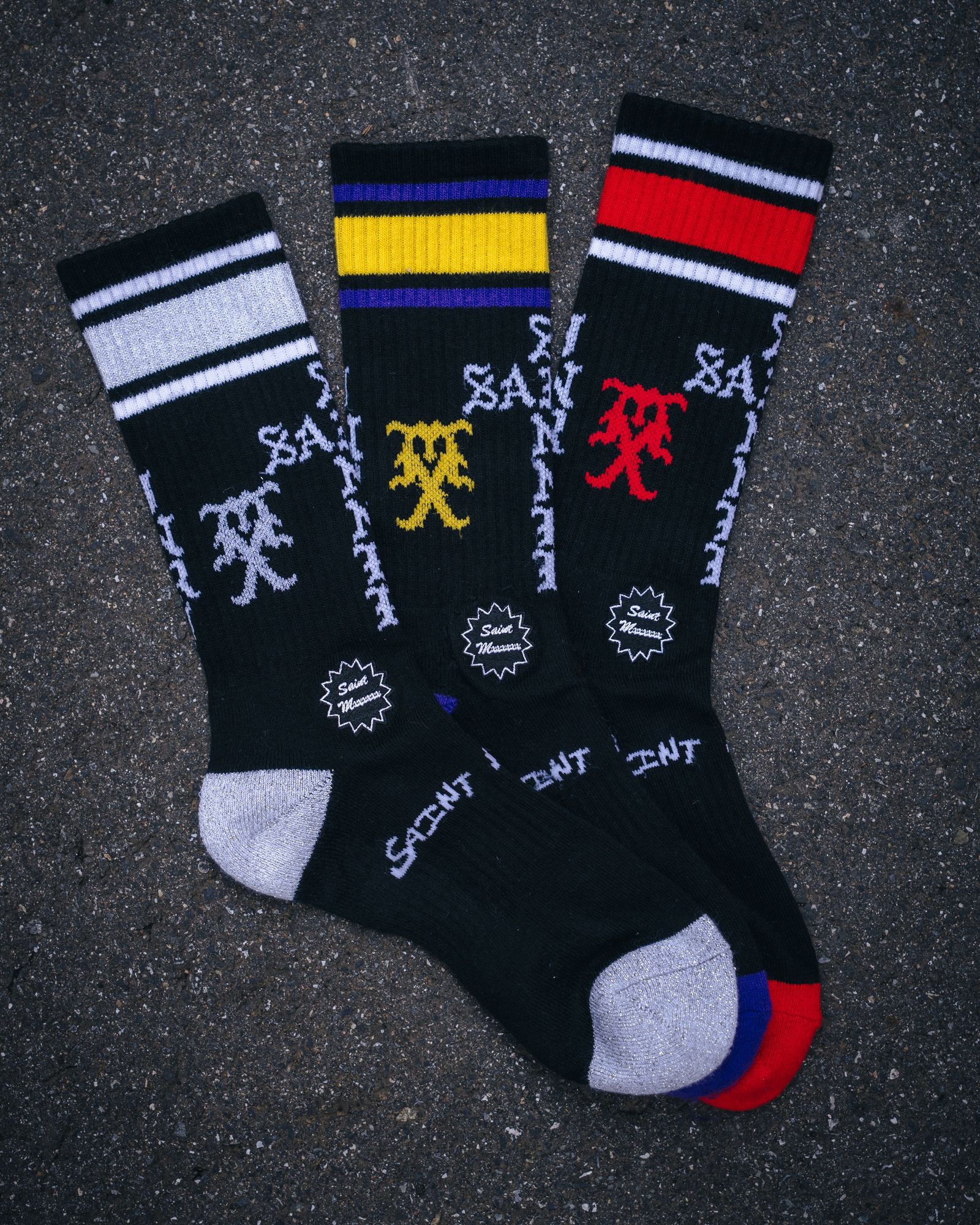 SM-HR1-0000-112 / SOCKS / SINNER / BLACK+RED / ソックス (ブラック/レッド)