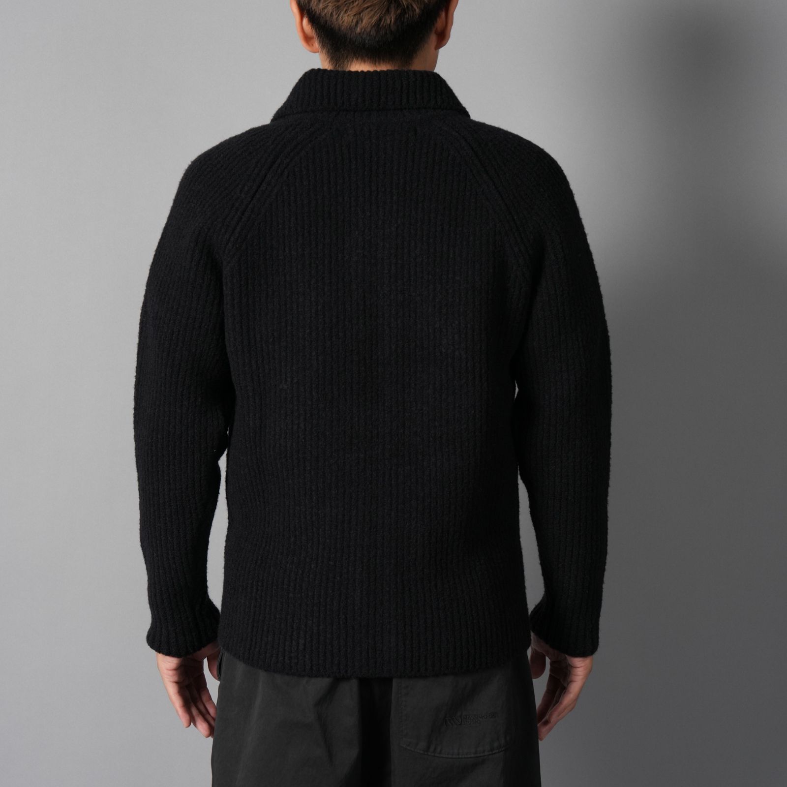 KNITWEAR CARDIGAN IN BOUCLE FELTED YARN / ニットカーディガン (ブラック)