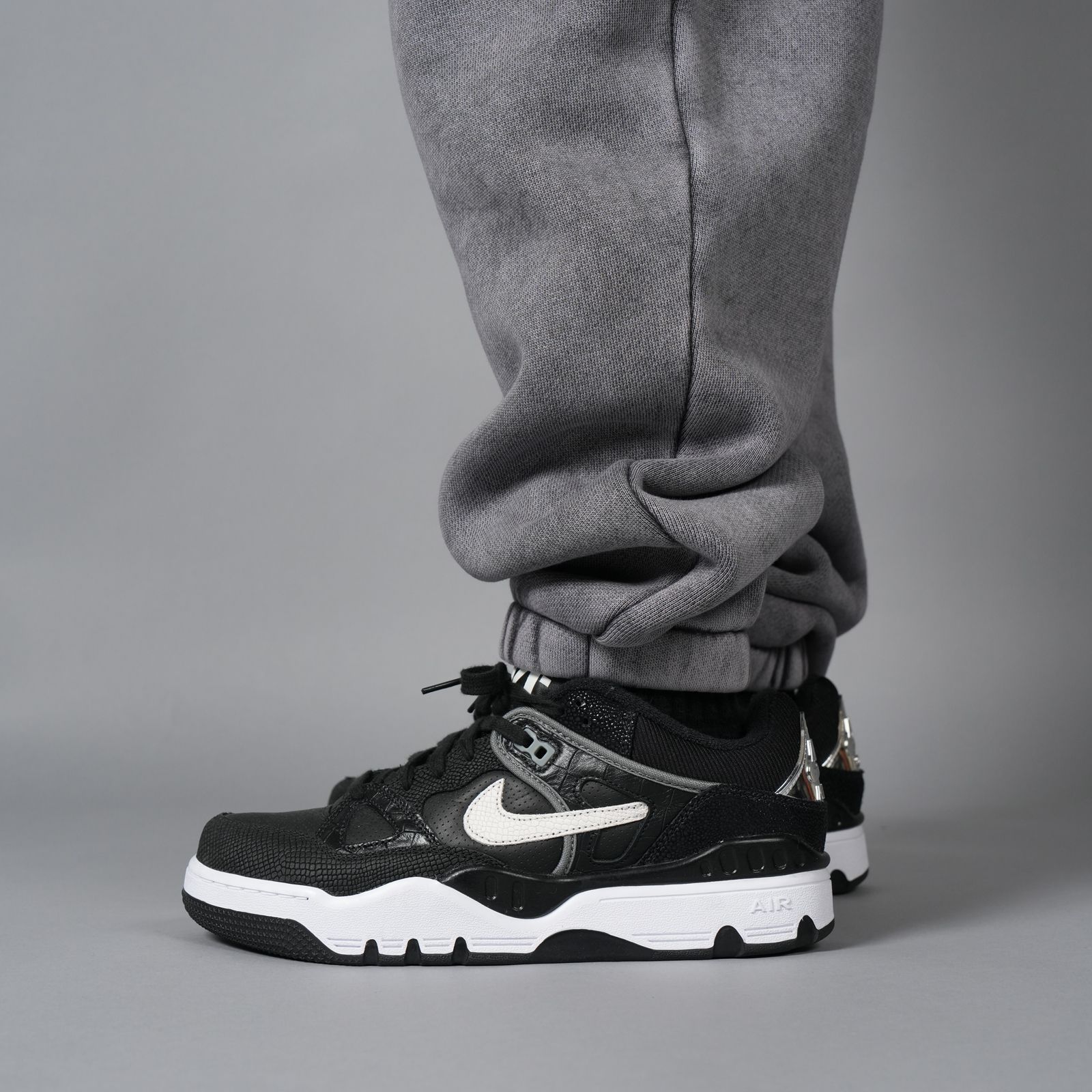 ESSENTIAL TERRY CLASSIC SWEATPANT PUFF PALINT LOGO  / スウェットパンツ (ウォッシュドグラナイト)