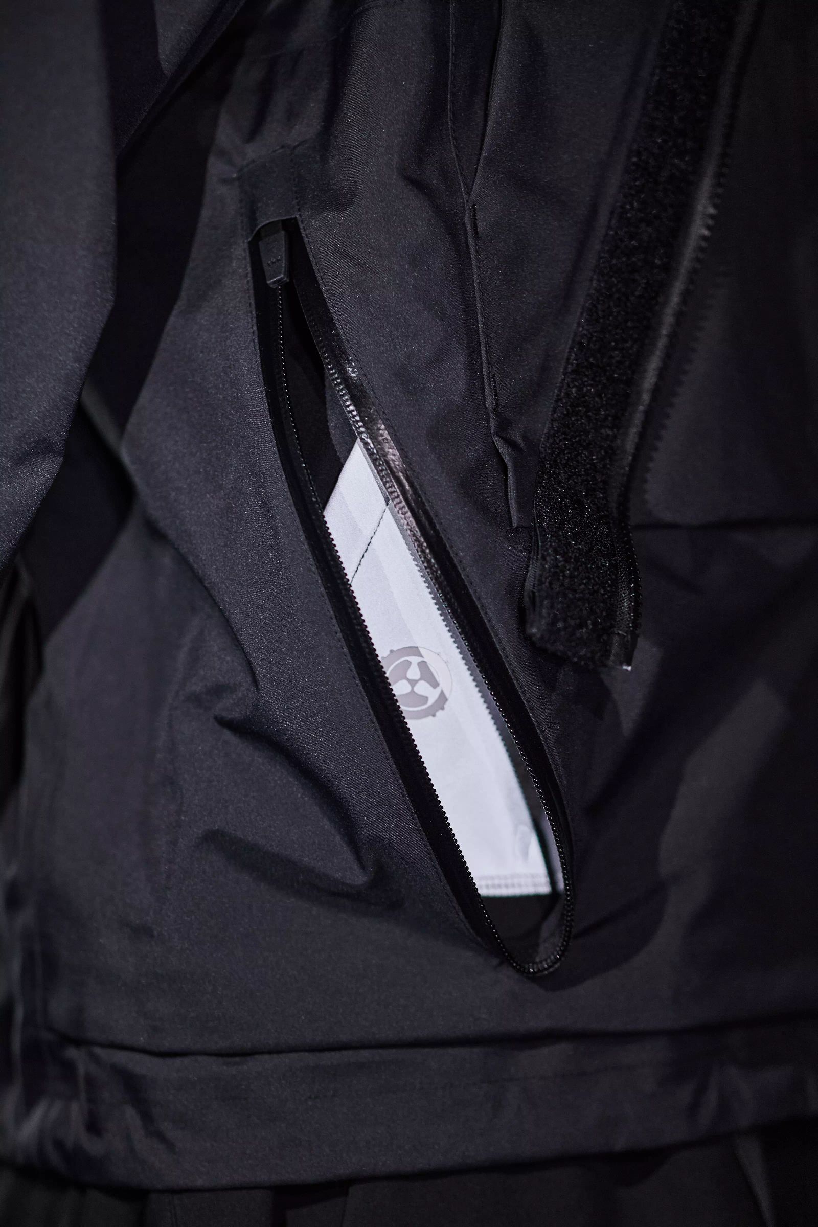 ACRONYM - 【ラスト1点】J14-GT / 3L Gore-Tex Interops Jacket