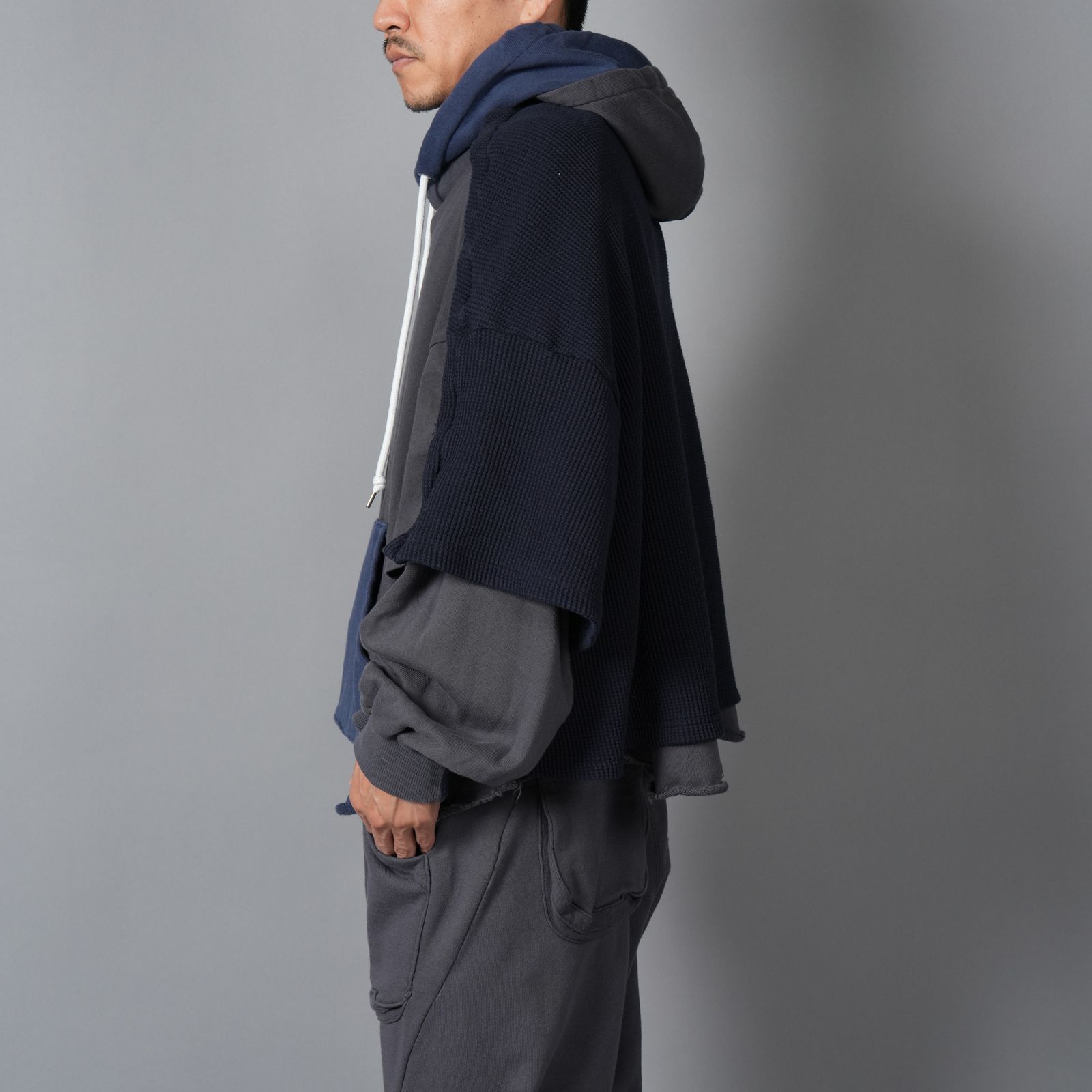 LAYERED HOODIE / レイヤードフーディー  (スモークグレー)