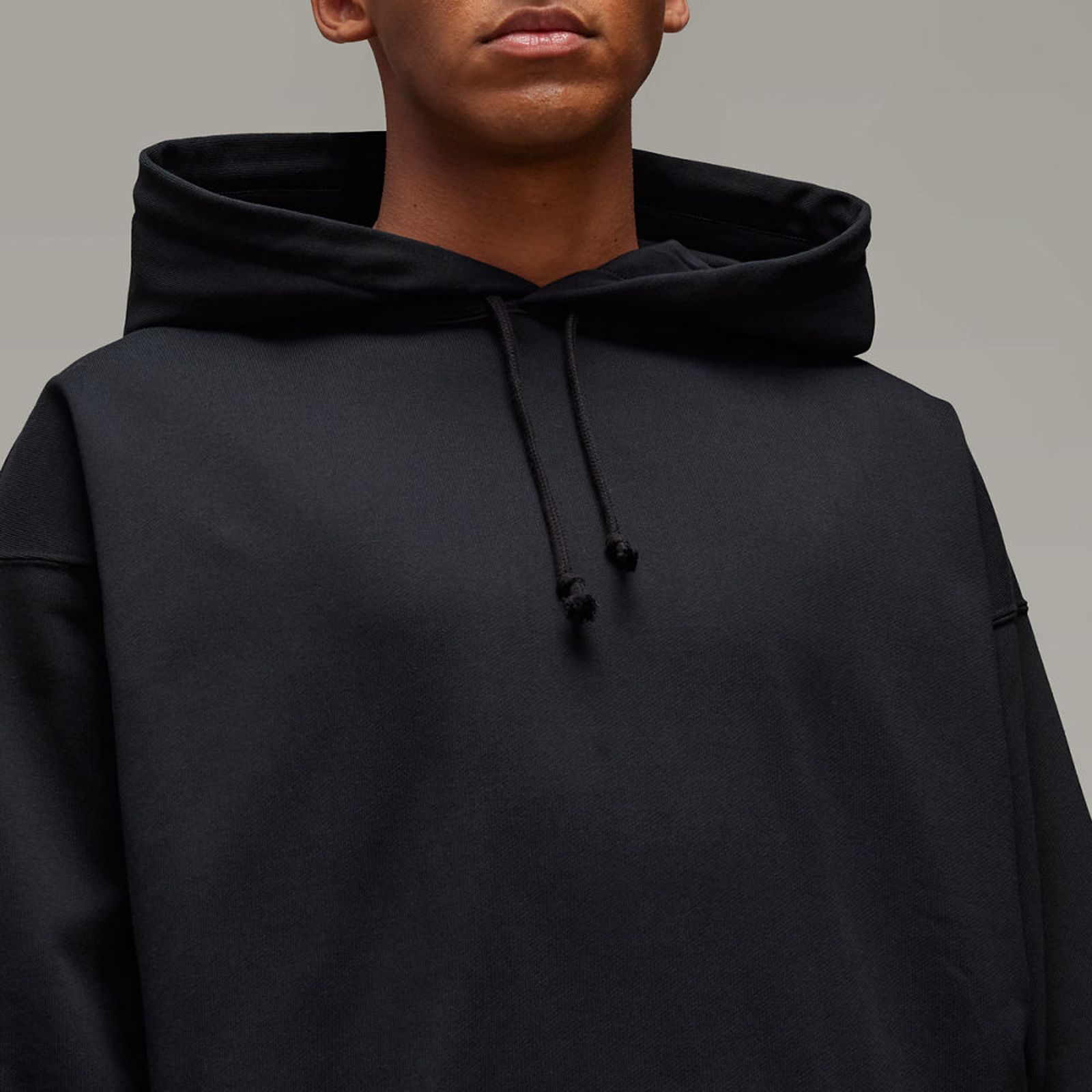 U GFX HOODIE / ユニセックス グラフィックス フーディー  (ブラック)