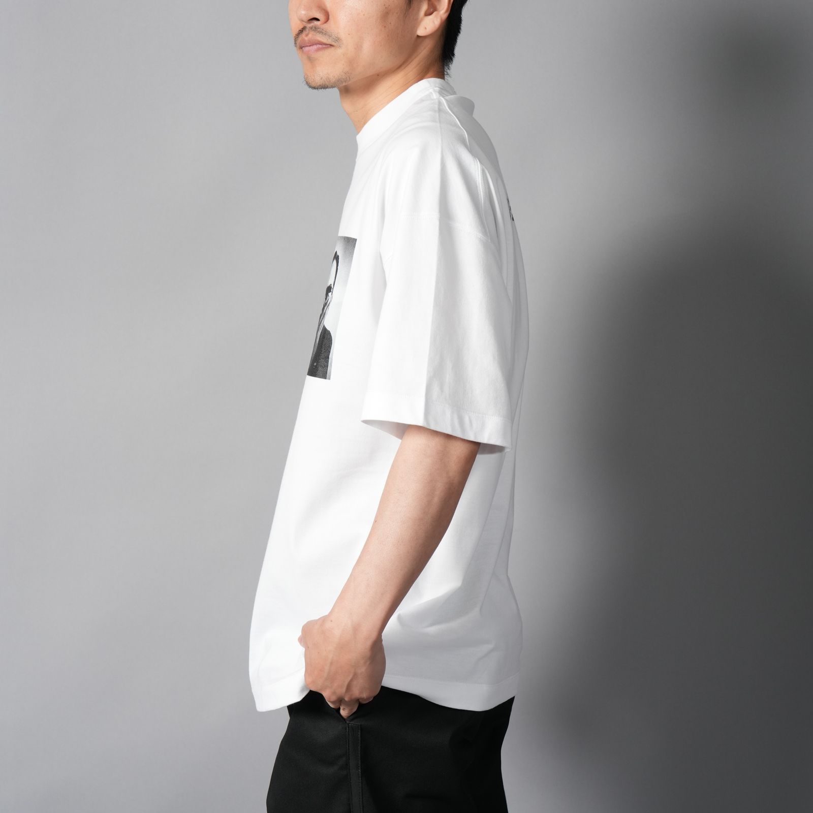 【YASUHIRO ISHIMOTO】T-SHIRT / Tシャツ(ホワイト)