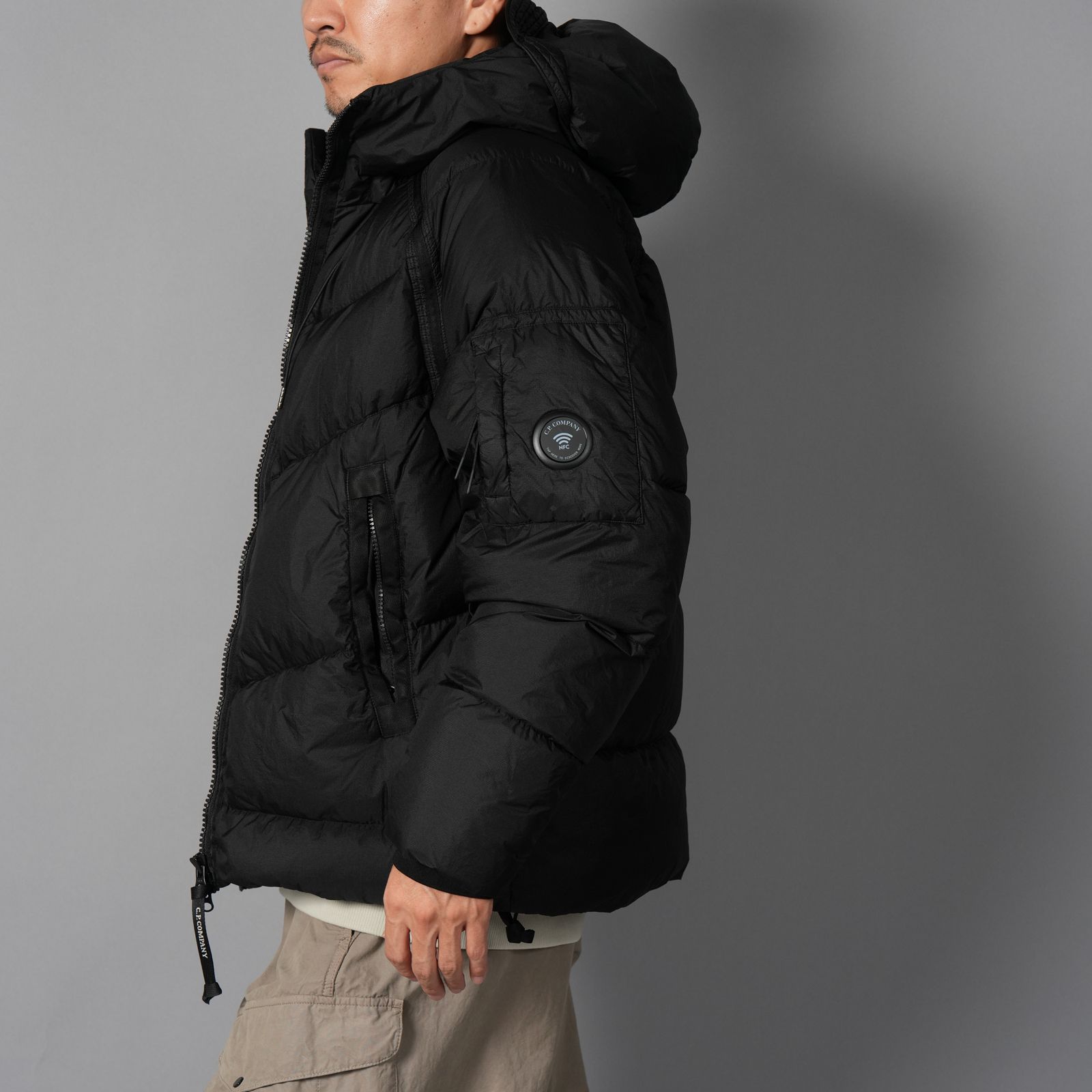 Down Shield Lens Hooded Puffer / ダウンシールド レンズ フーデッド パファー / ダウンジャケット (ブラック)