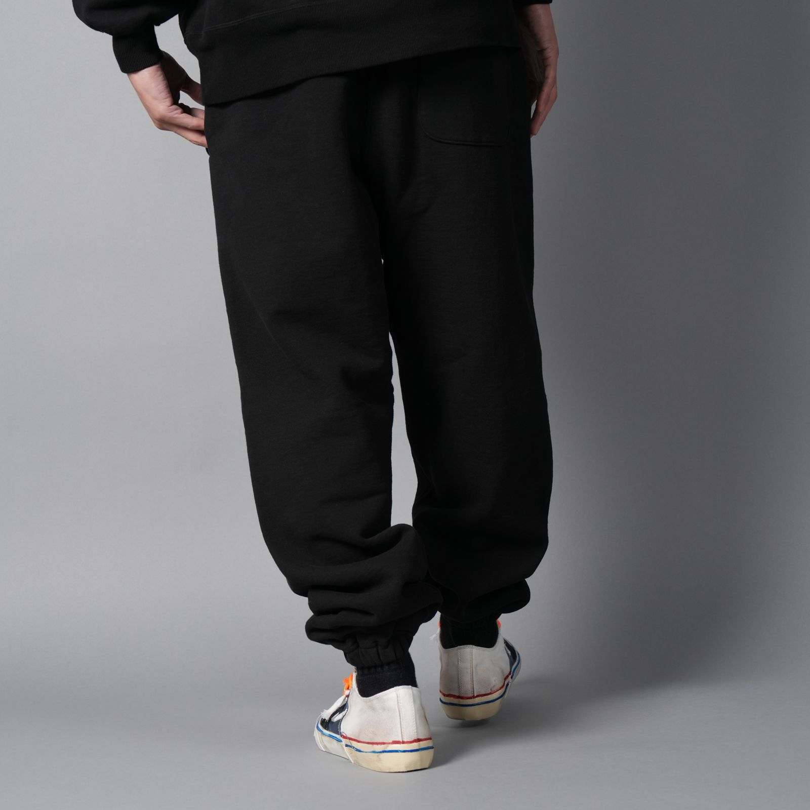SM-MK8-0000-062 / SWEAT PANTS / I LOVE SAINT / BLACK / スウェットパンツ (ブラック)