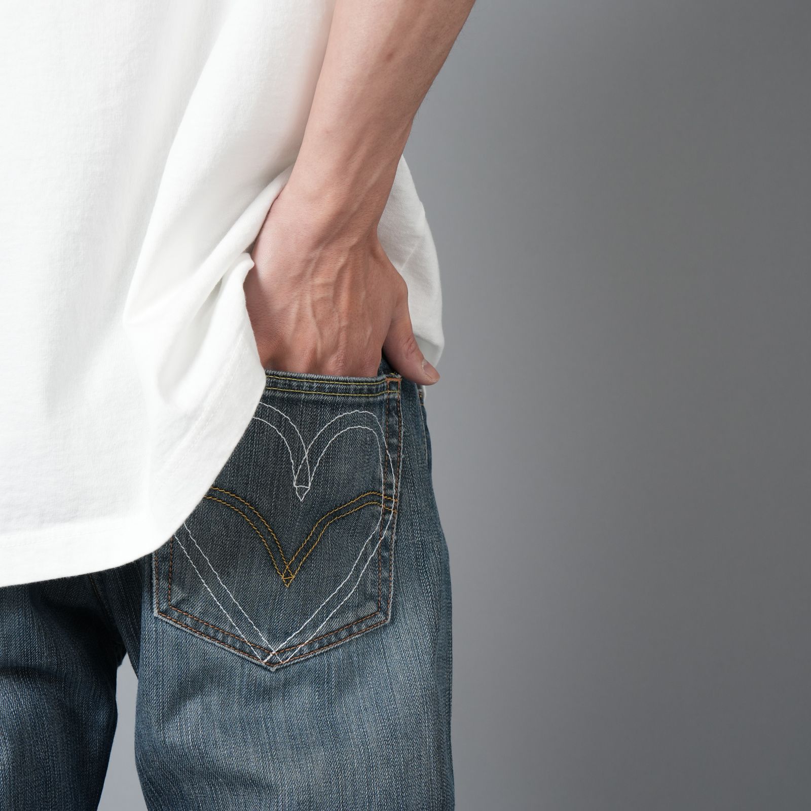 【ラスト1点】BASICKS x Vintage Levi's Heart Pocket Denim / ハートポケットデニム [32インチ] (ブルー)
