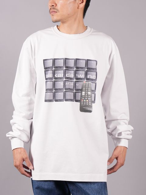 【ラスト1点】 LONG SLEEVE TEE WITH TUNE IN GRAPHIC / ロンT / カットソー 【ユニセックス】(ガンスモーク)