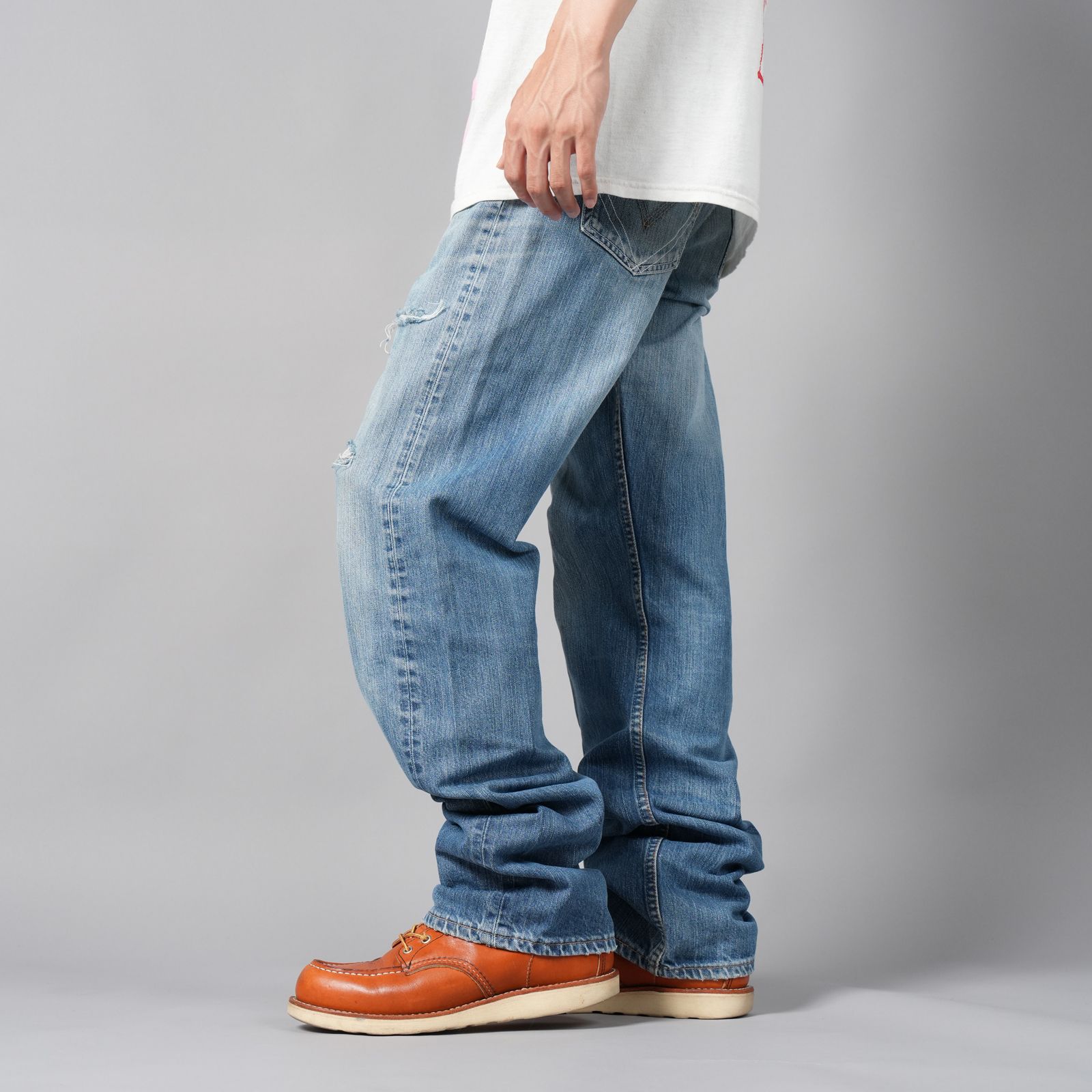 BASICKS x Vintage Levi's Heart Pocket Damage Denim / ハートポケットダメージデニム [32インチ] (ブルー)