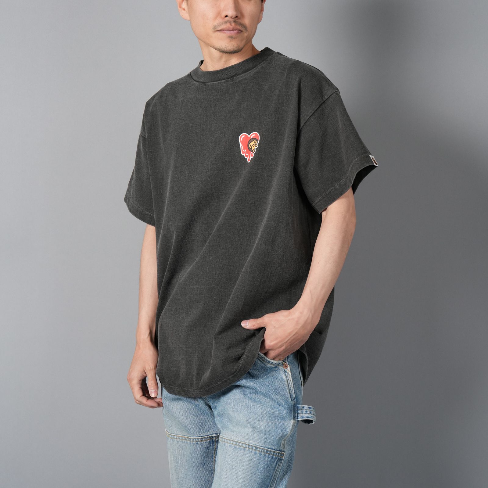 【ラスト1点】【コラボ】EU-HR8-0000-C33 / EU MILO SS TEE/ BLACK / Tシャツ (ブラック)