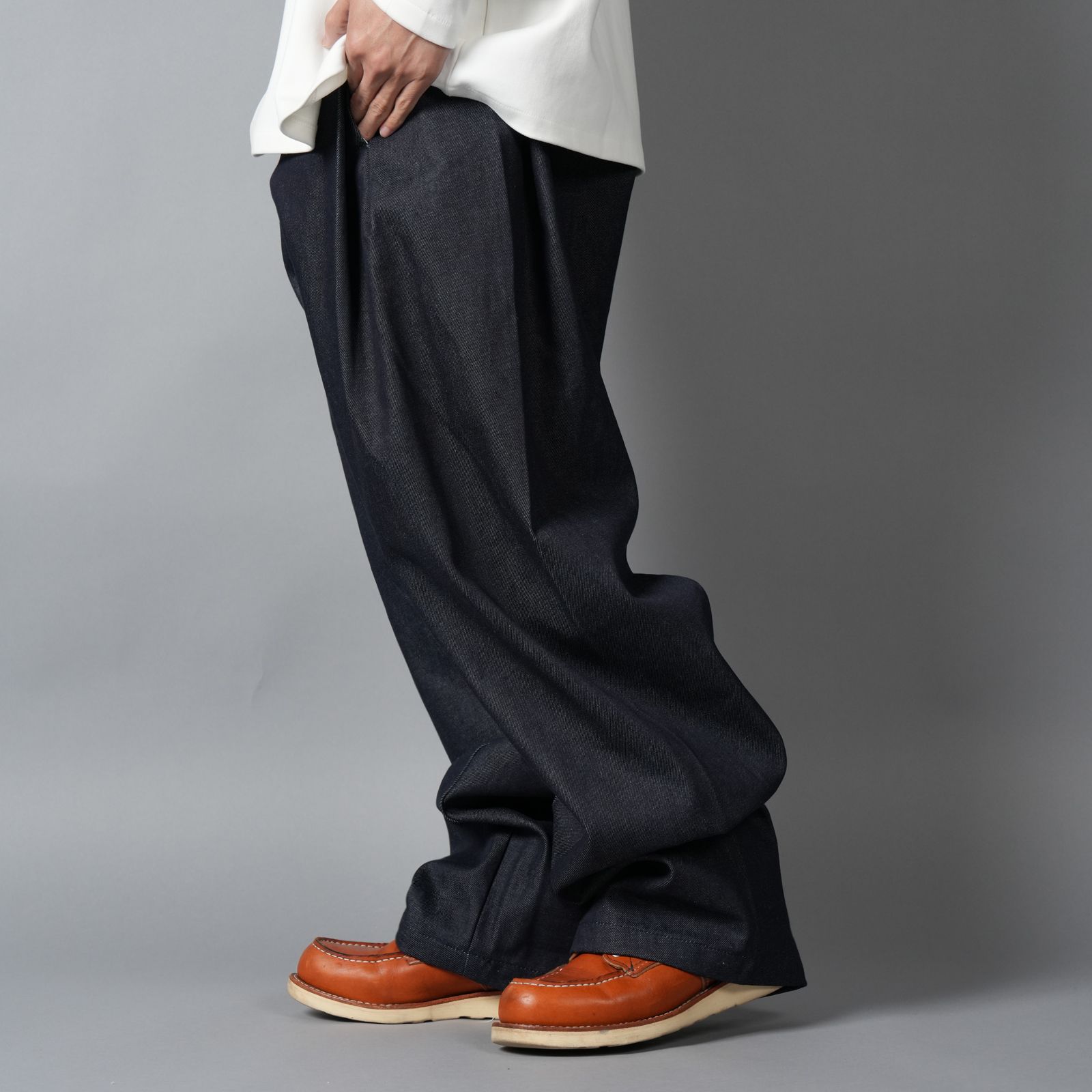 DENIM 440 BERMUDA JEANS / デニムパンツ (ロウインディゴ)