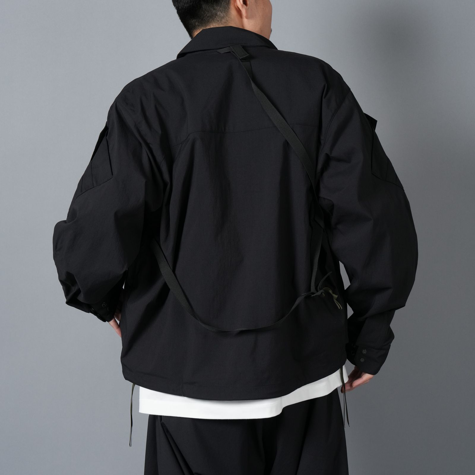 LA12-M / NYLON STRETCH SHIRT JACKET / ナイロンストレッチシャツジャケット [ストレートフィット] (ブラック)