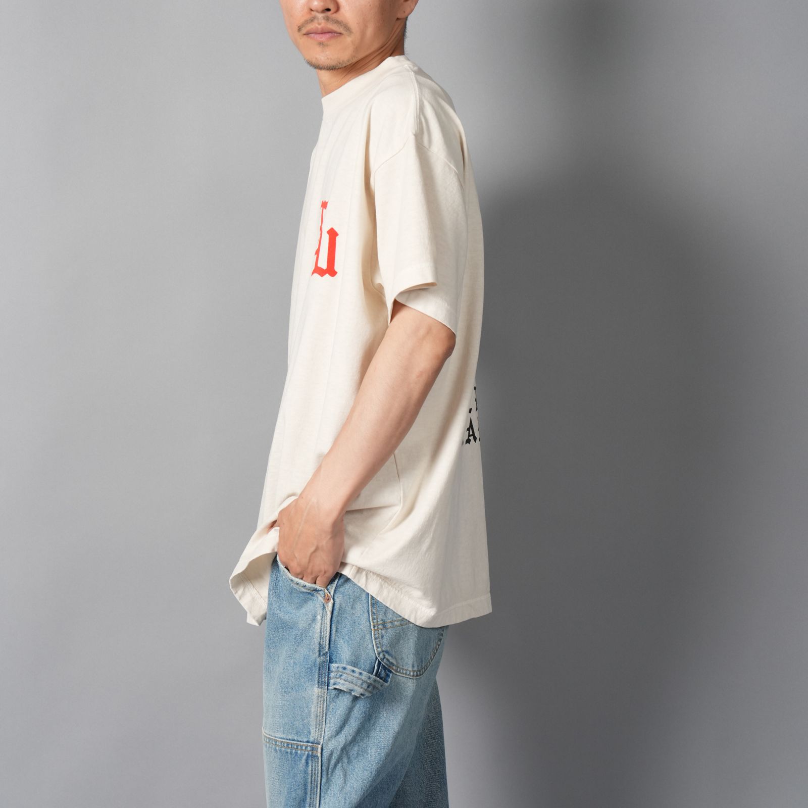 【ラスト1点】【コラボ】EU-HR1-0000-C05 / EU LOGO CL SS TEE / Tシャツ (アイボリー)