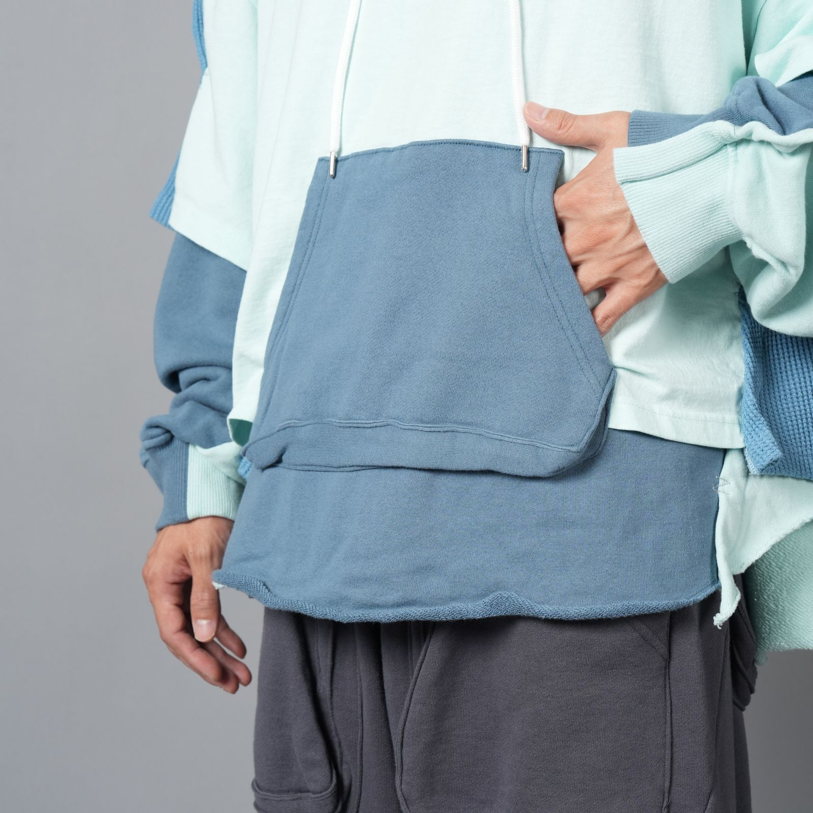 【ラスト1点】LAYERED HOODIE / レイヤードフーディー  (スモークブルー)