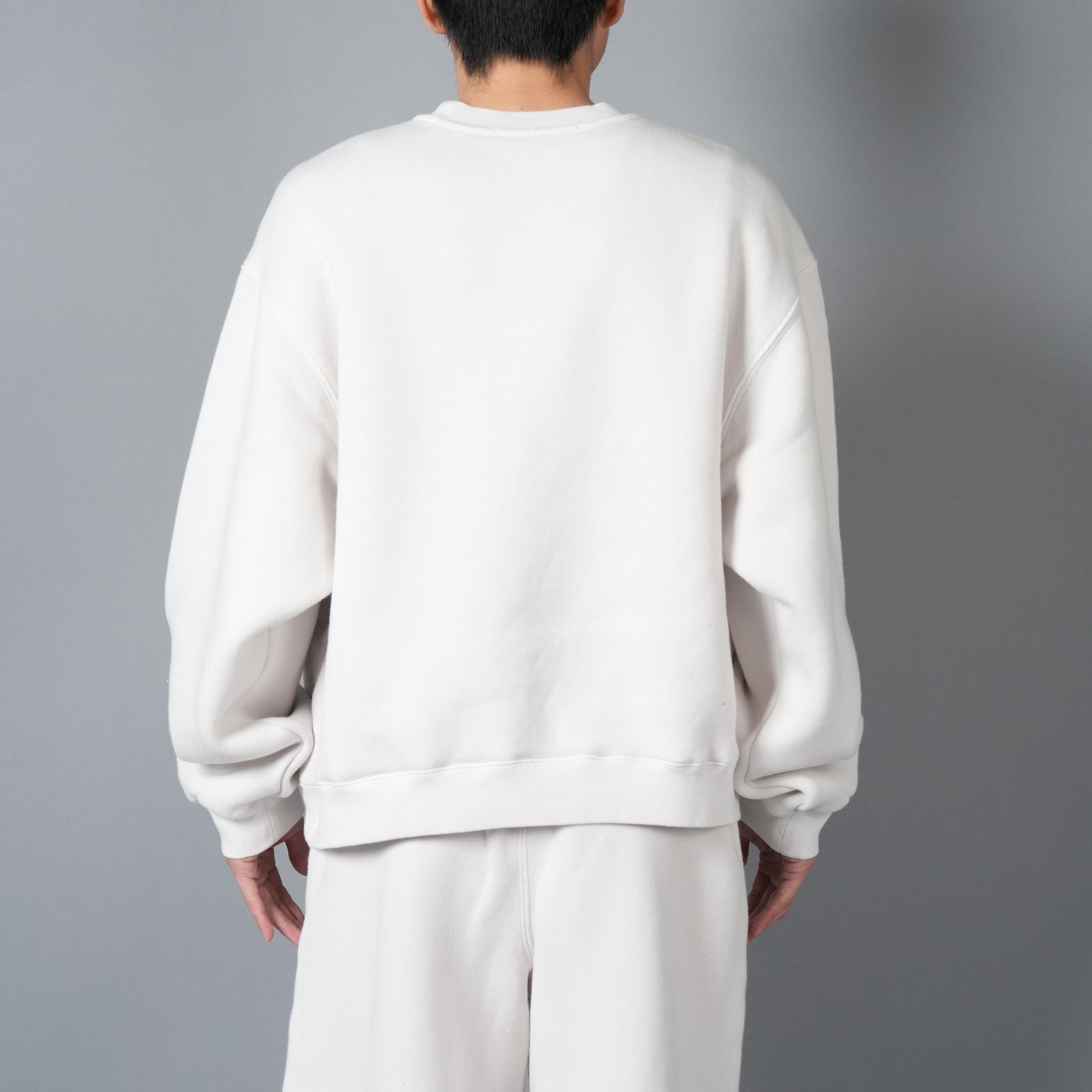 【ラスト1点】GRAPHIC CREWNECK SWEATSHIT / グラフィック クルーネックスウェット   (ダーティーホワイト)