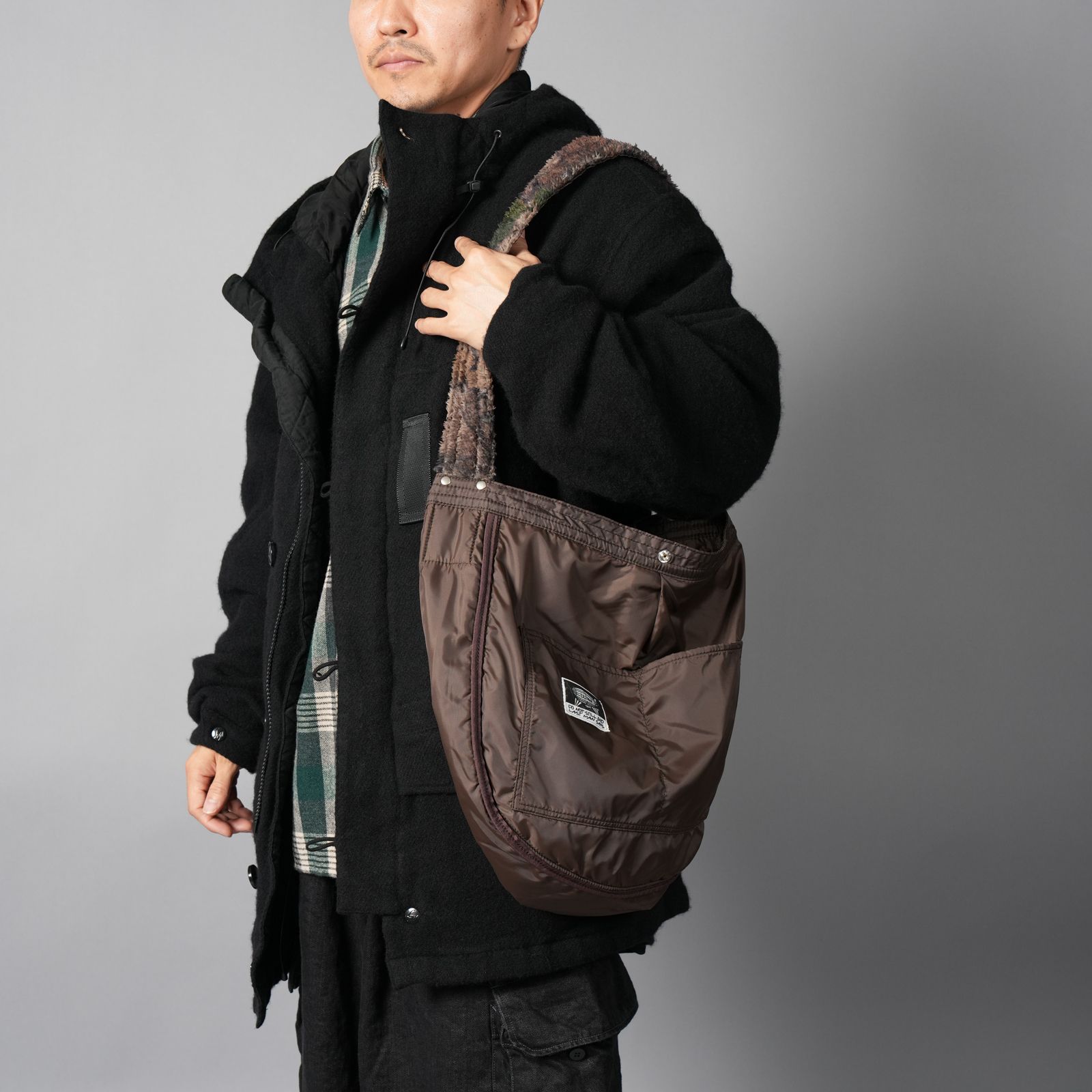 Fleece Shoulder Bag / フリースショルダーバック[リバーシブル] (カモ)