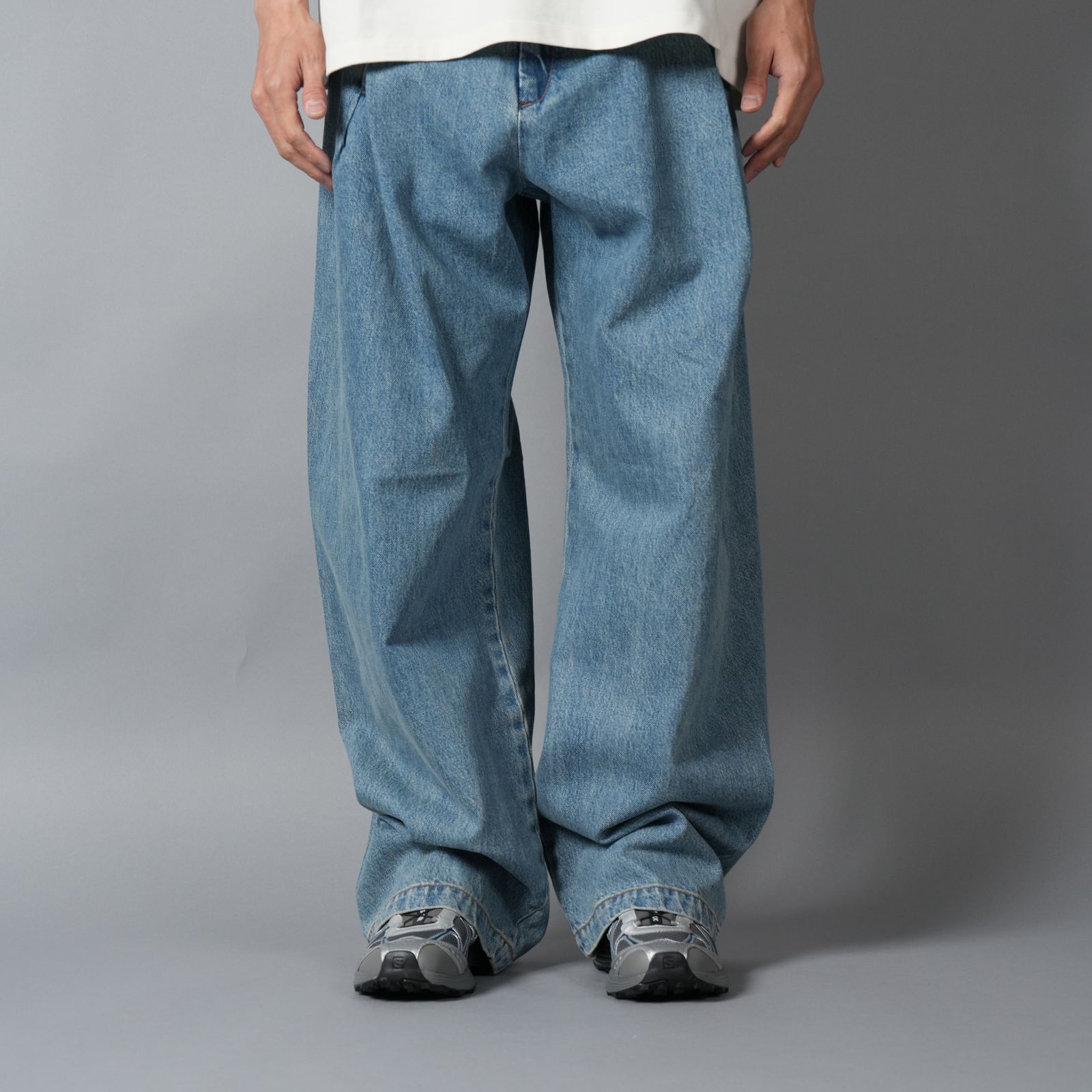 DENIM 410 BERMUDA JEANS / デニムパンツ (ヴィンテージタイブルーウォッシュ)