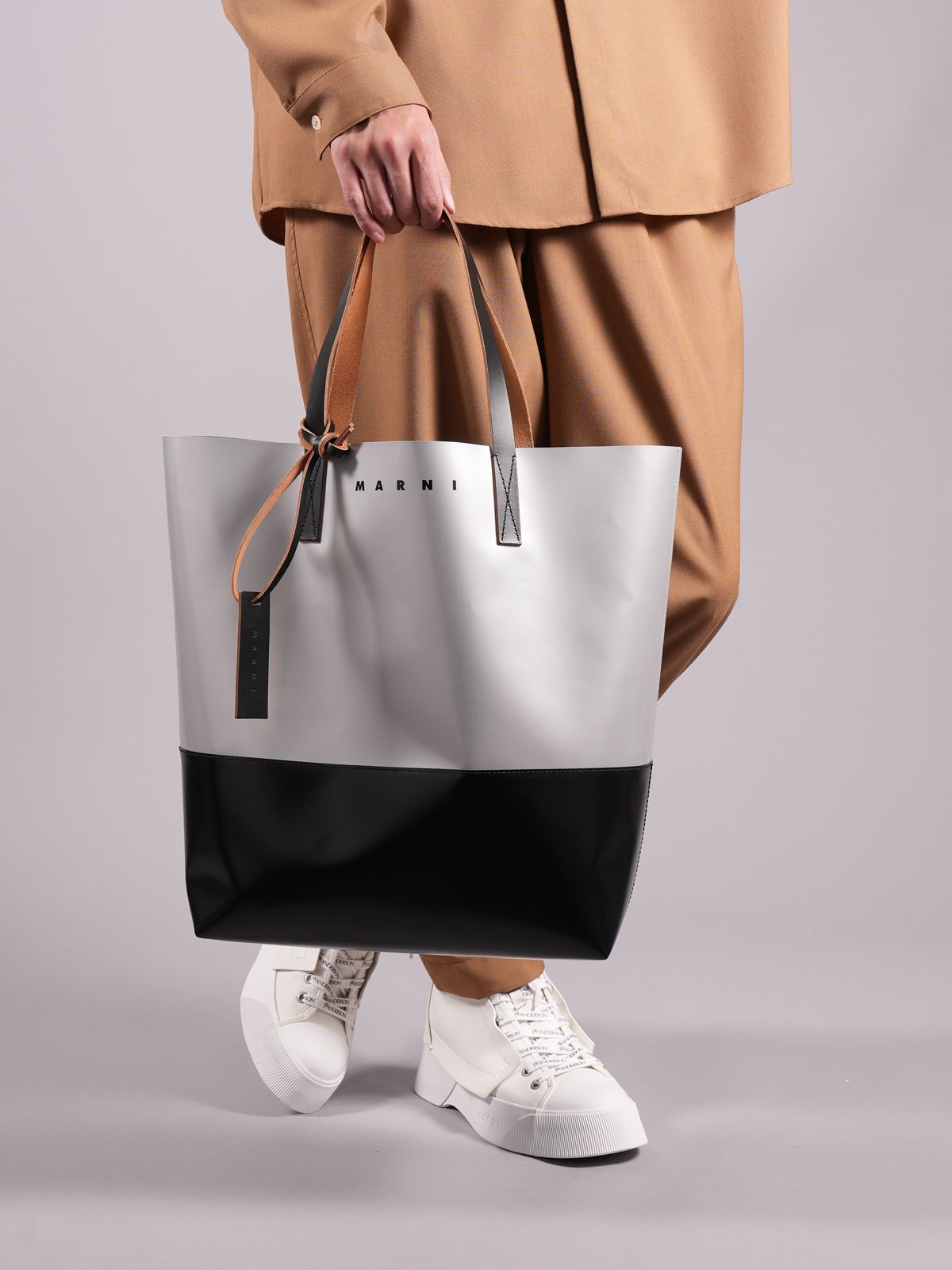 MARNI トートバッグ PVC ショッピングバッグ www.krzysztofbialy.com