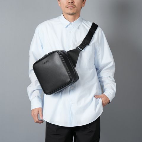 ウィークエンド カメラバッグ ラージ (ブラック) weekend-camera-bag-large objcts.io