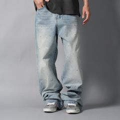 LAX, baggy studded denim (light wash) / デニムパンツ (ウォッシュドブルー)
