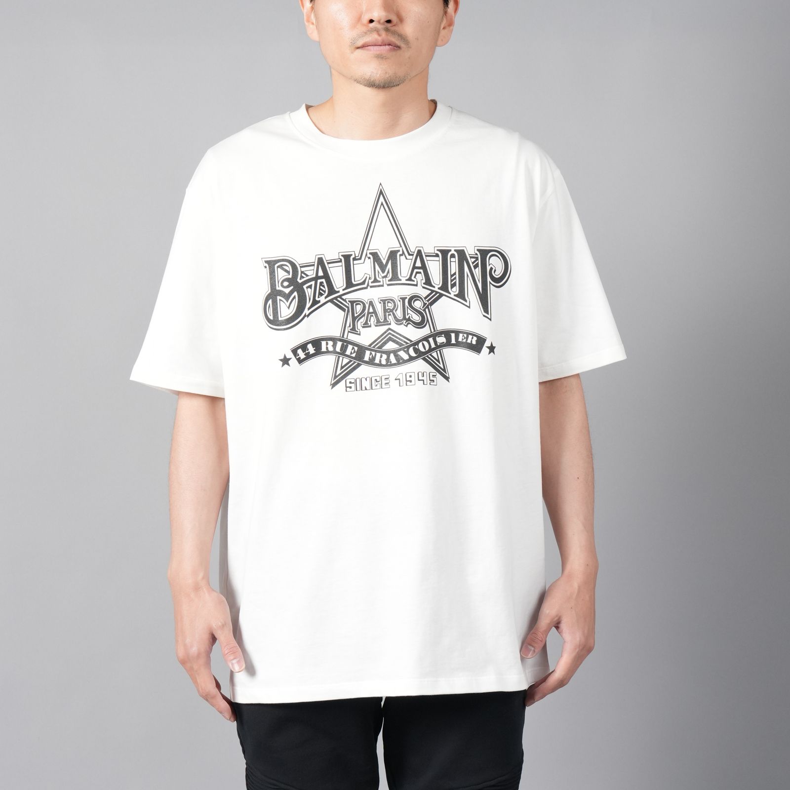 BALMAIN - 【ラスト1点】BALMAIN STAR PRINT T-SHIRT -STRAIGHT FIT / バルマン スタープリント  Tシャツ [ストレートフィット] (ブラック) | Confidence