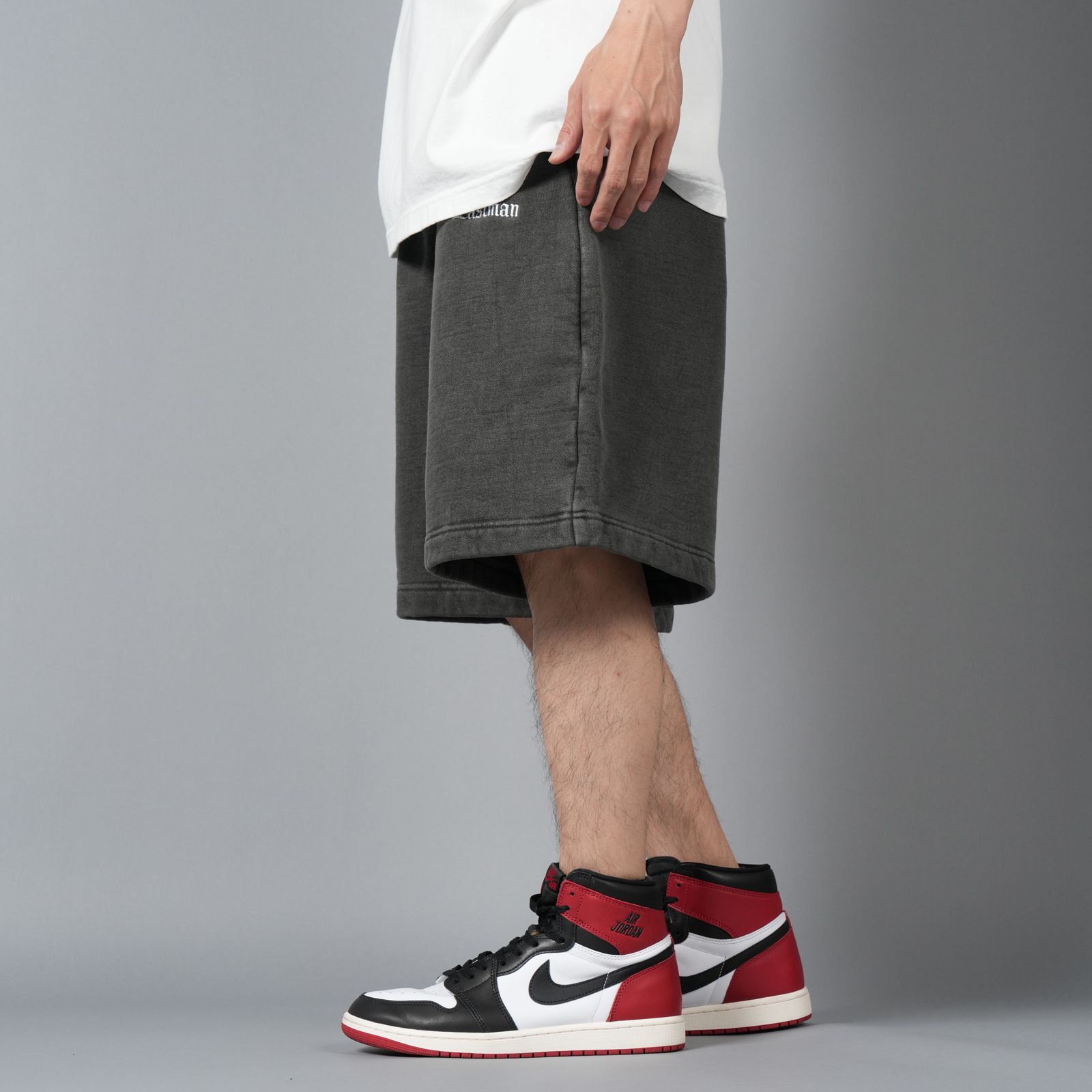 【ラスト1点】LOGO SWEAT SHORTS / ロゴ スウェットショート (ブラック)