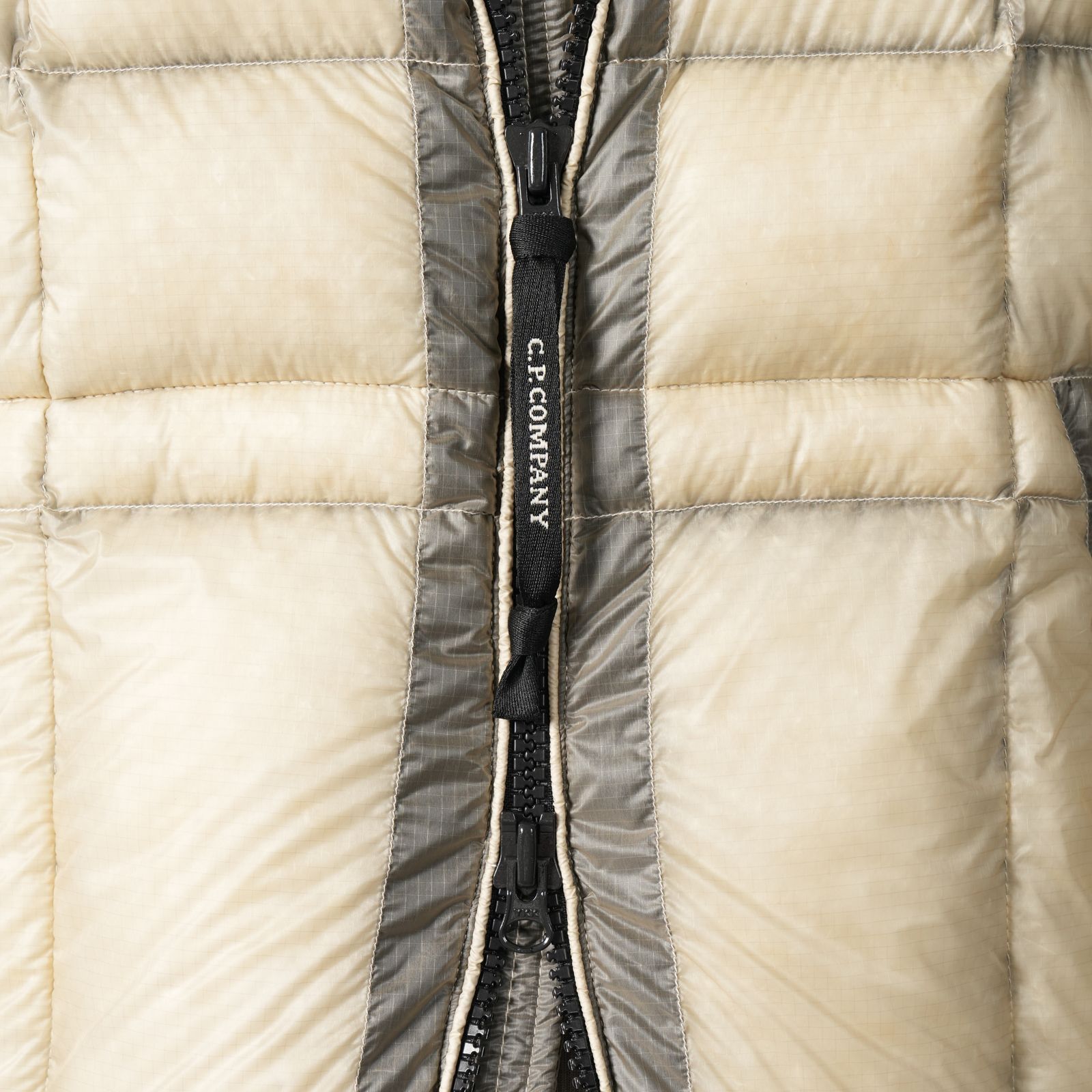 【残りわずか】D.D. SHELL HOODED DOWN JACKET / フーデッド ダウンジャケット (シルバーバーチ)