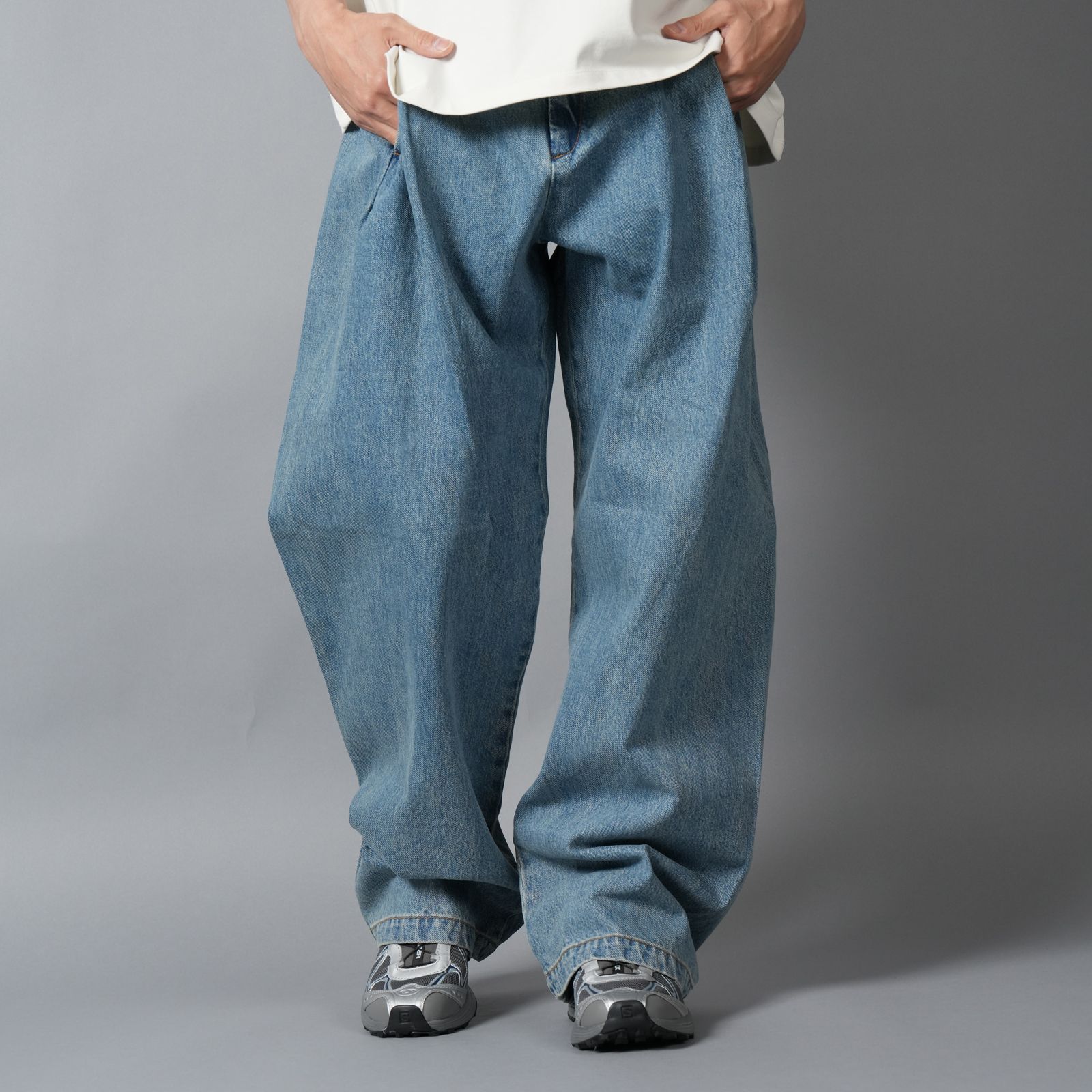 DENIM 410 BERMUDA JEANS / デニムパンツ (ヴィンテージタイブルーウォッシュ)