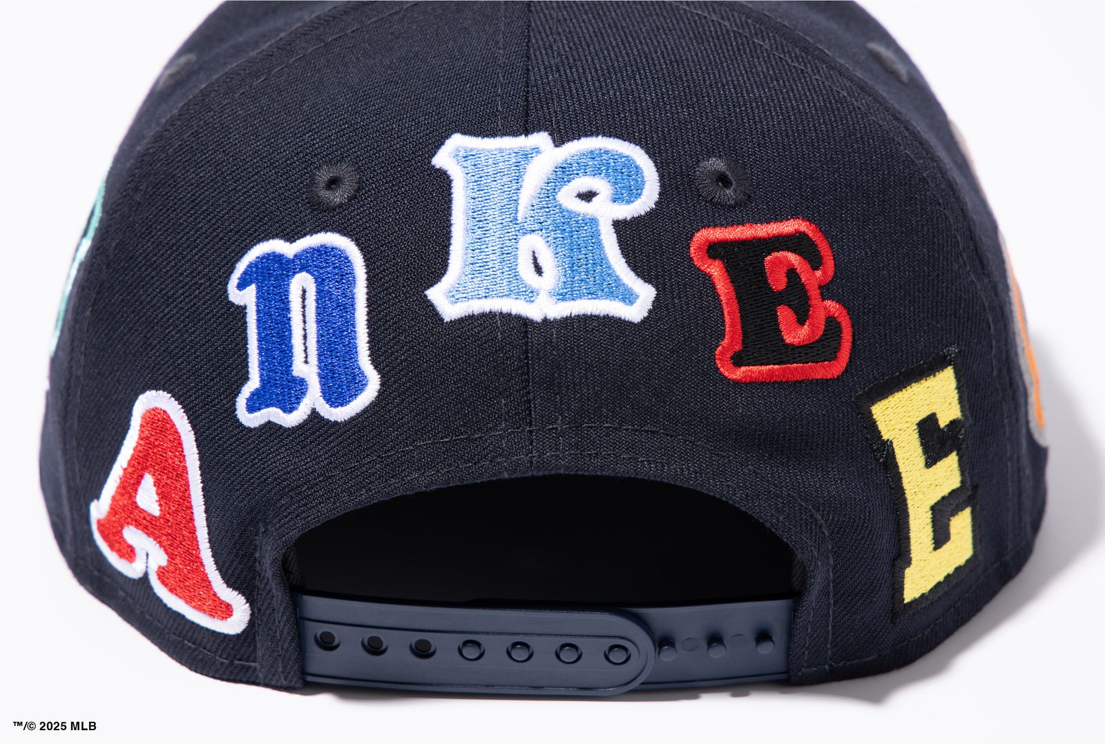 【ラスト1点】【コラボ】SM-HR8-0000-C50 / NE_CAP / YANKEES / NAVY / スナップバック (ネイビー)