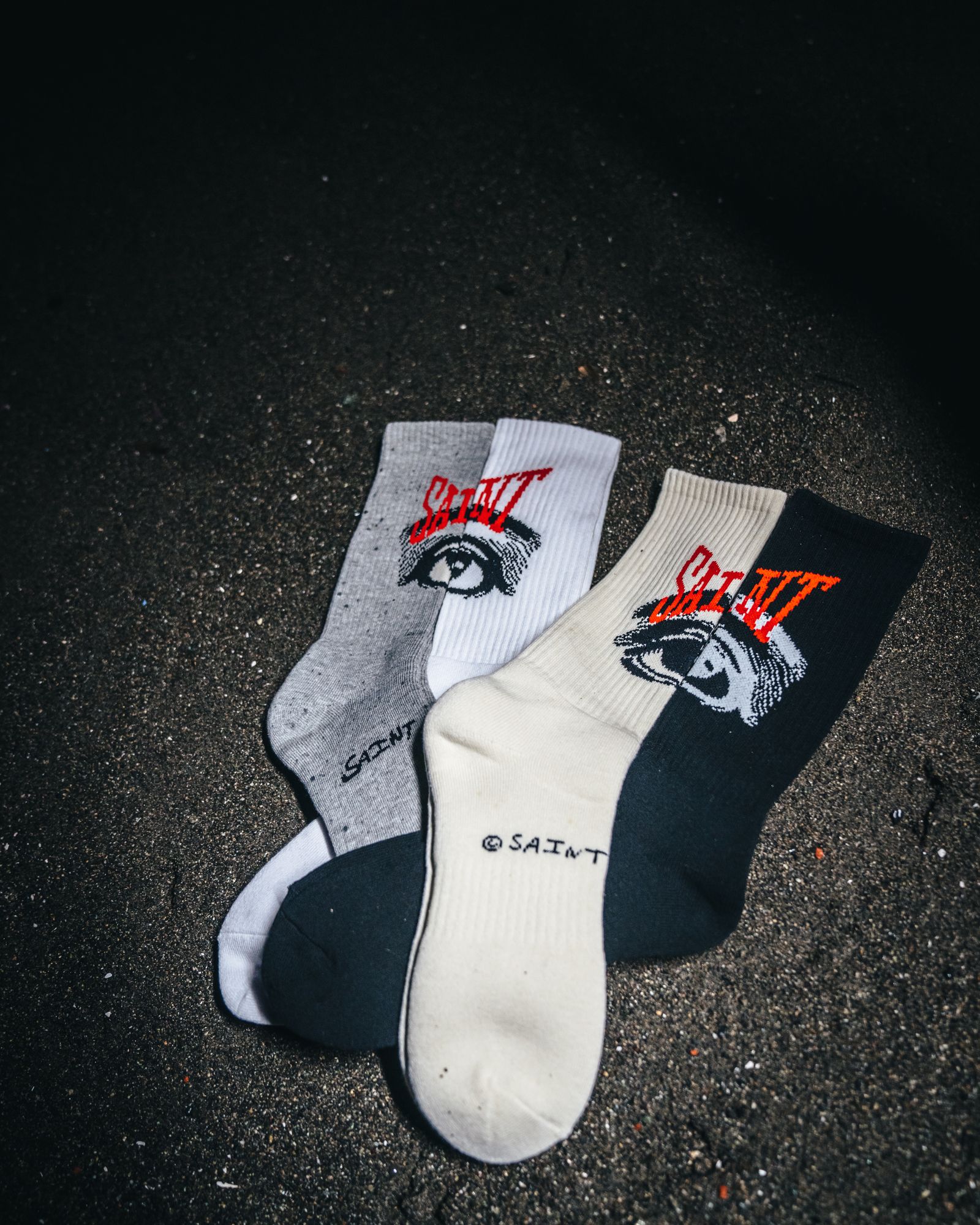 SAINT M×××××× - SM-A23-0000-100 / SOCKS / EYE / WHITE / ソックス