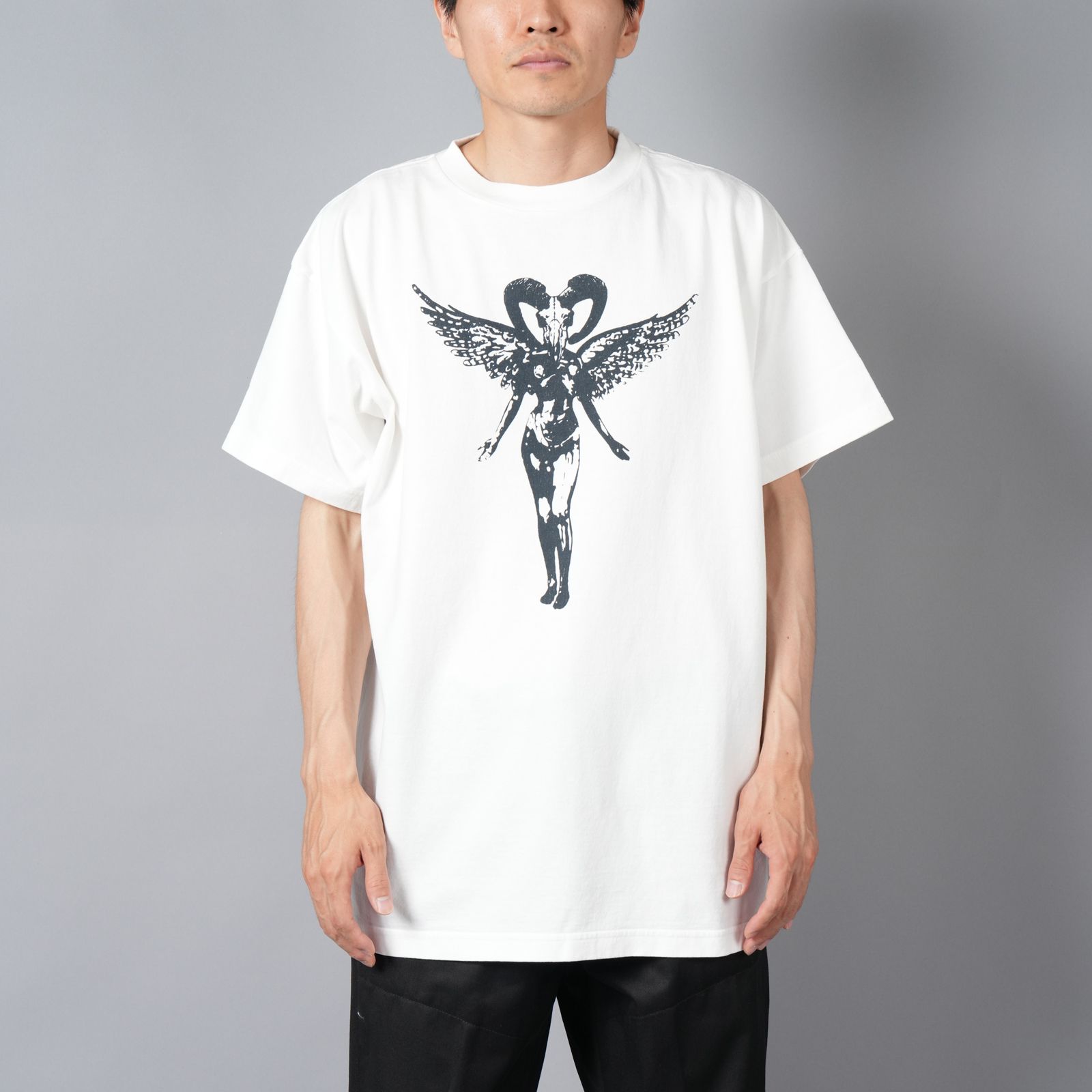 【ラスト1点】[8月10日(土)10時発売!!] PRINTED TEE SHIRTS "CHIMERA" / Tシャツ (ホワイト)