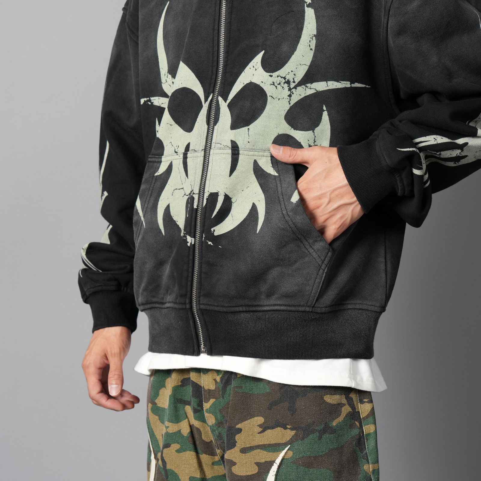 Roach Zip Hooded Sweatshirt / ローチ ジップ フーデッド スウェットシャツ (ブラック)
