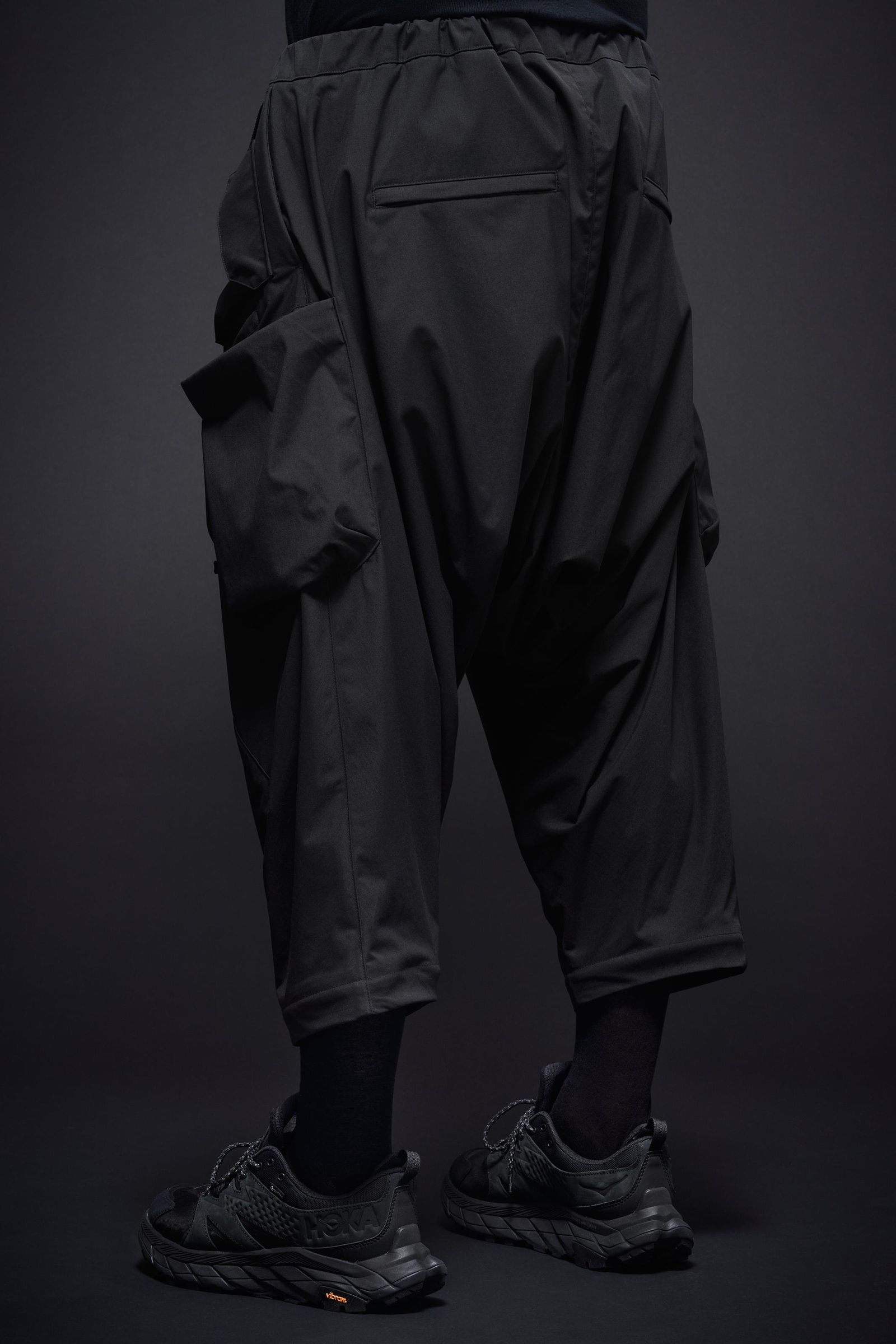 【ラスト1点】P30A-E / Encapsulated Nylon Articulated Cargo Pant / ナイロン カーゴパンツ / パンツ  [ウルトラワイドフィット](ブラック)