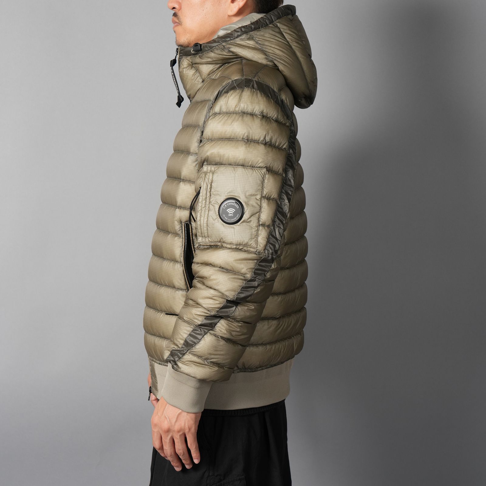 【残りわずか】D.D. Shell Hooded Lens Down Jacket / フーデッド レンズ ダウンジャケット (フォールンロック)