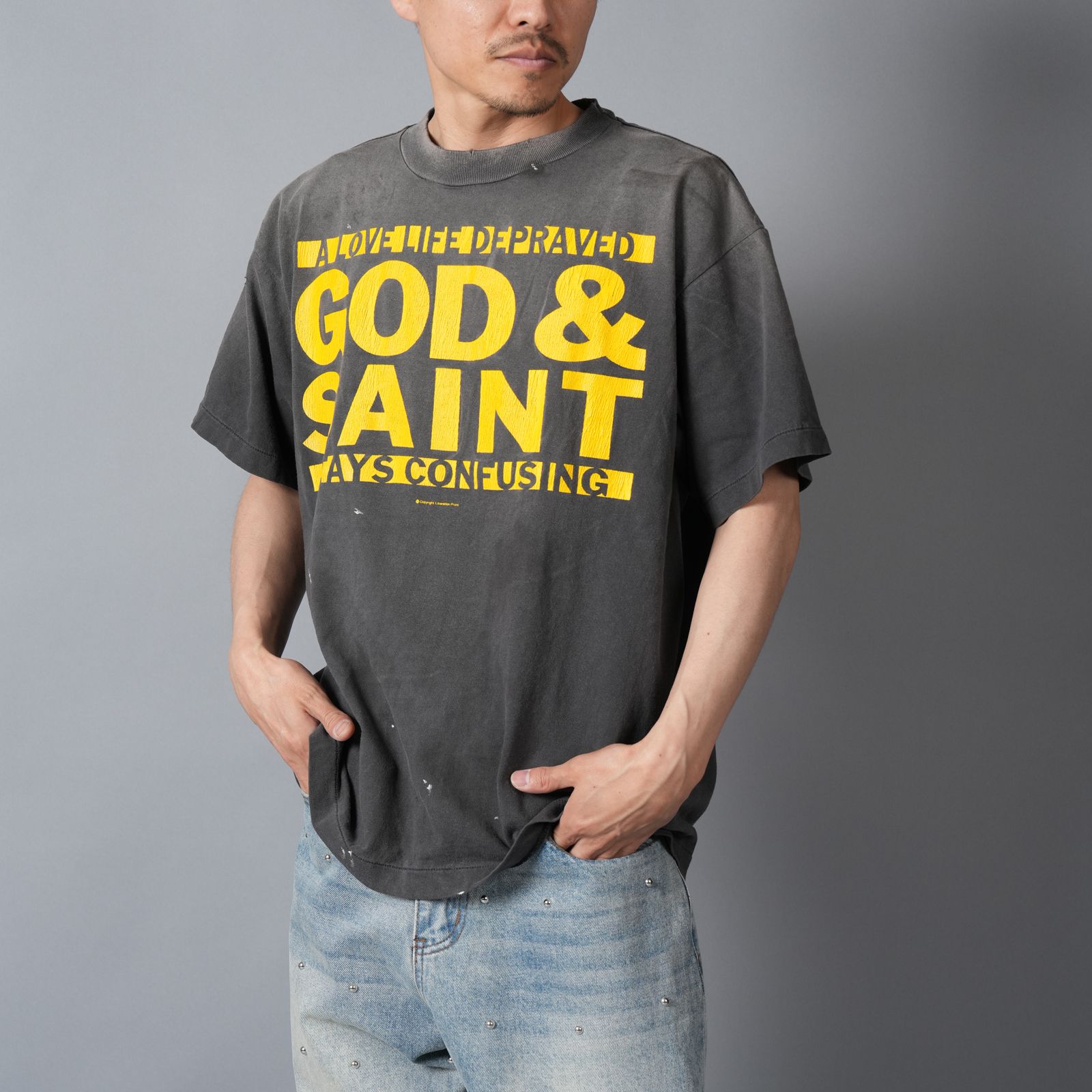 【残りわずか】SM-MK8-0000-004 / SS T-SHIRT / GOD SAINT / BLACK / Tシャツ (ブラック)