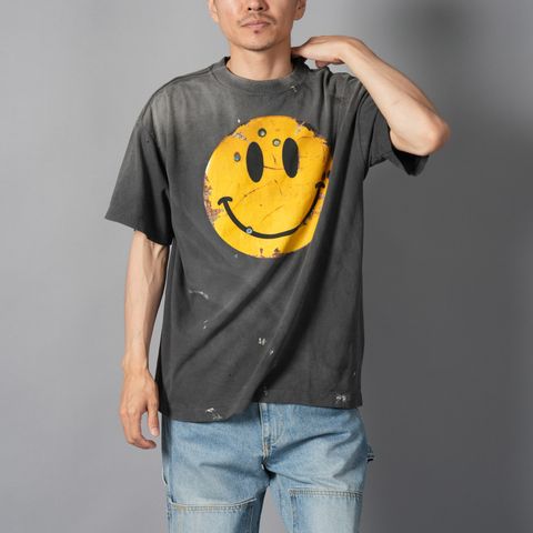 【コラボ】SM-HR1-0000-C01 / KLF_SS TEE / SMILE / BLACK / Tシャツ (ブラック)