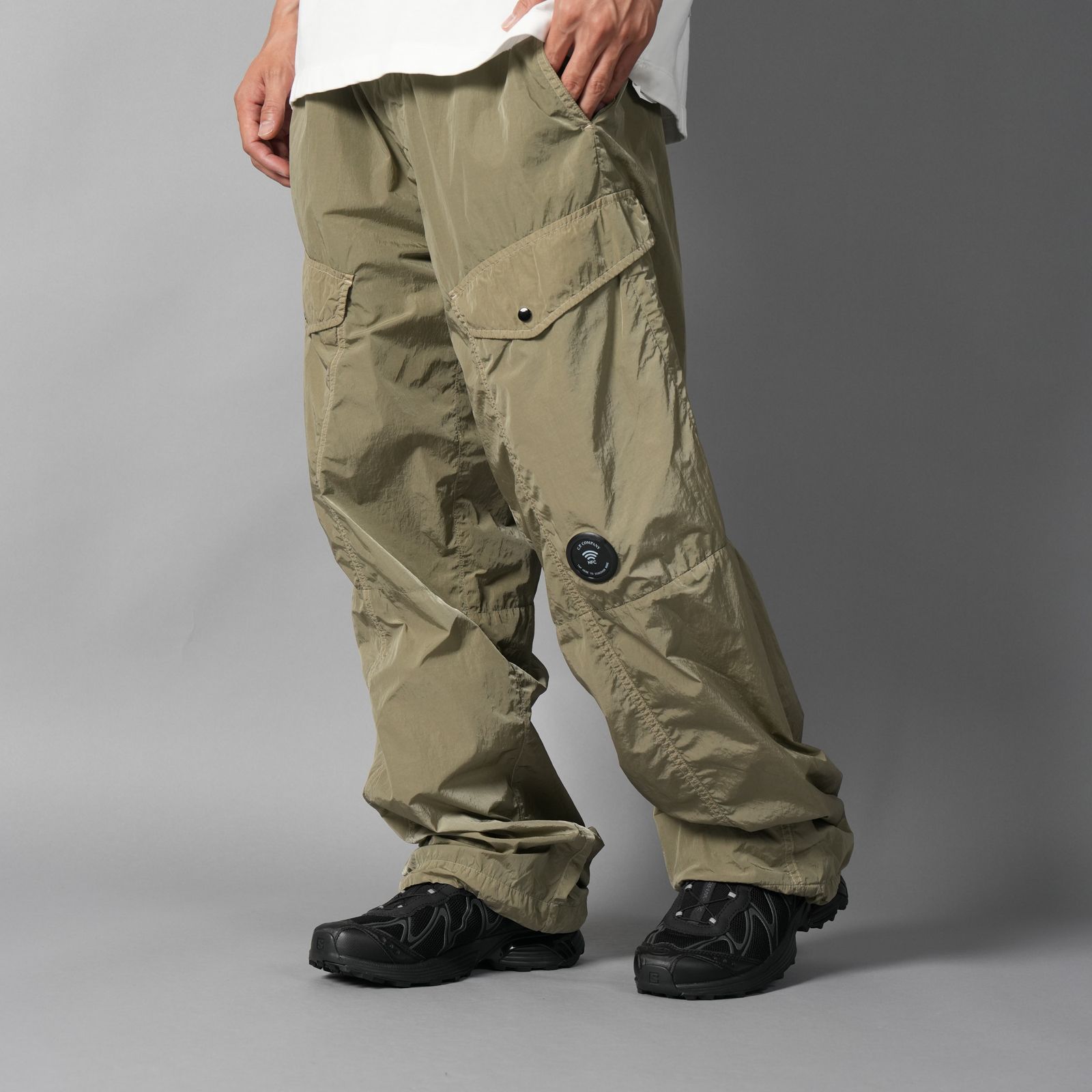 CHROME-R BOXY SEAMLESS CARGO PANTA / カーゴパンツ (フォールンロック)