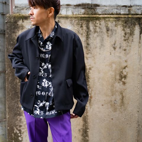 鮮やかなカラーリングが印象的なのEXPERIMENTAL CUTTING SHORT JACKET