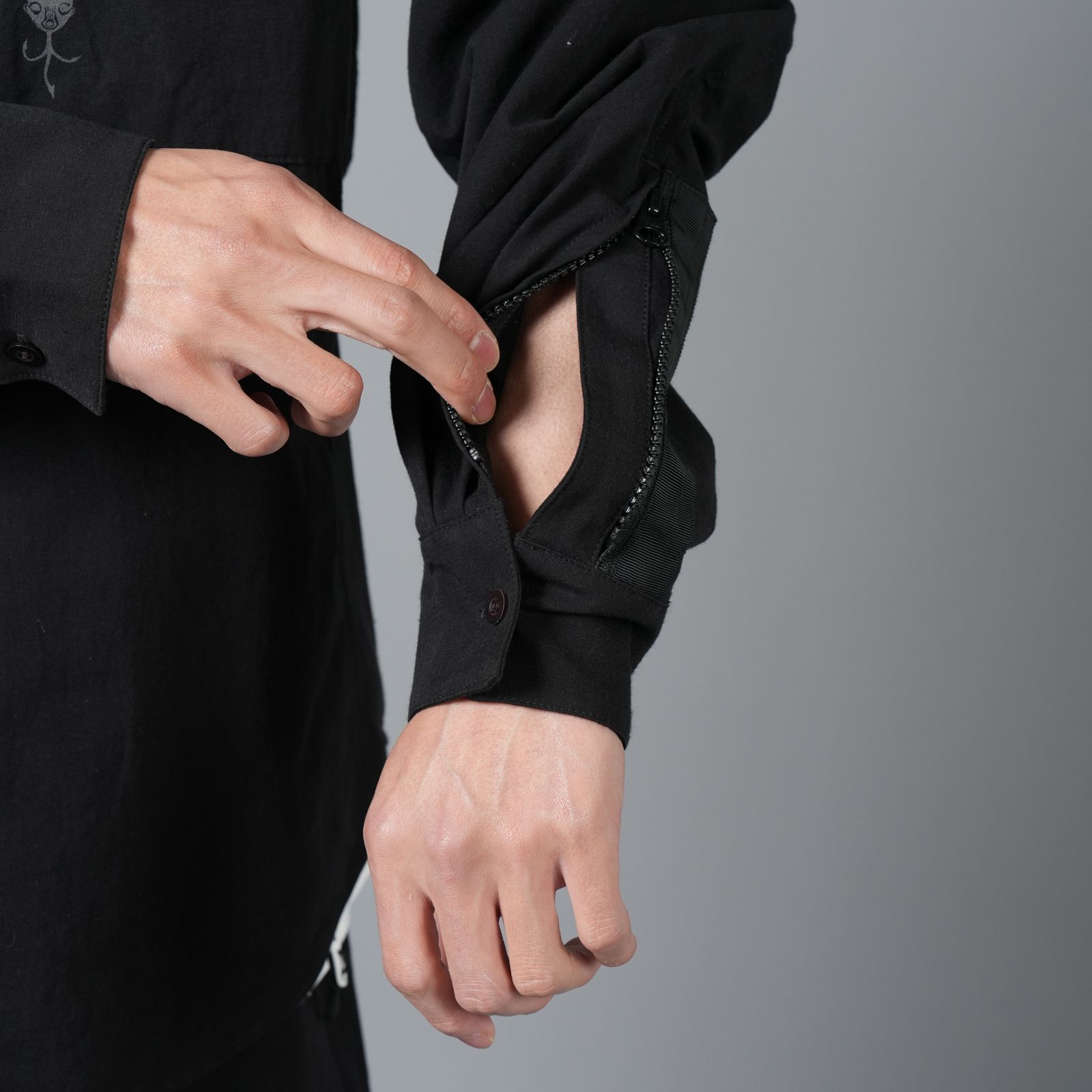 【ラスト1点】【限定】WATER REPELLENT NATURAL FABRIC SHIRT OUTERWEAR / シャツ (ブラック)