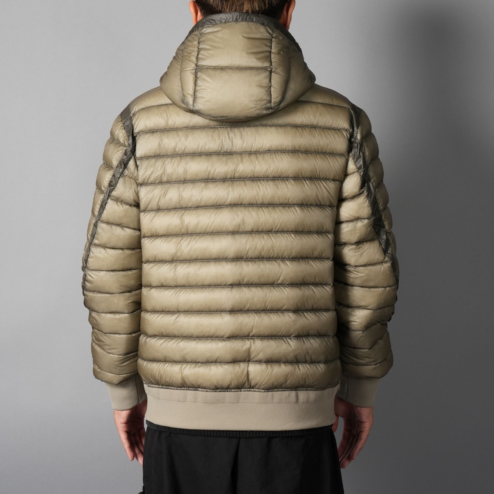 【残りわずか】D.D. Shell Hooded Lens Down Jacket / フーデッド レンズ ダウンジャケット (フォールンロック)