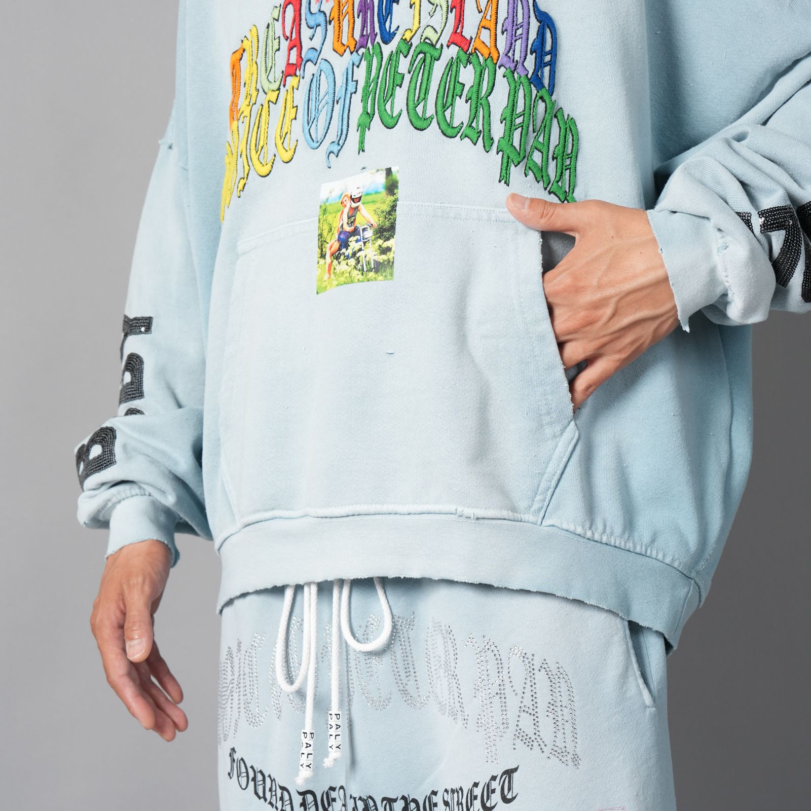 BOBBY DIRSCOLL HOODED SWEATSHIRT  / フーディー・パーカー (ベイビーブルー)
