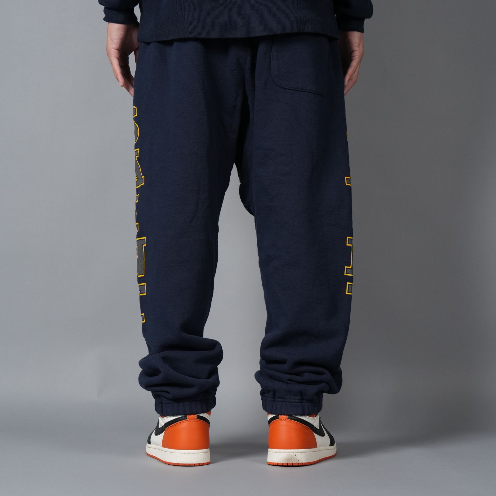 SM-HR1-0000-062 / SWEAT PANTS / SAINT / NAVY / スウェットパンツ (ネイビー)