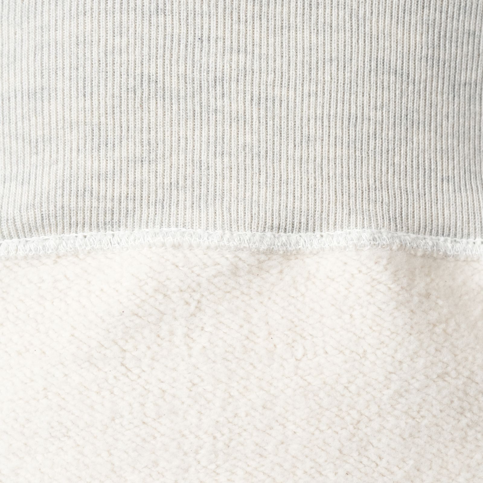 PRINTED CREW NECK(CIGAR) / スウェット・トレーナー (エクリュ)