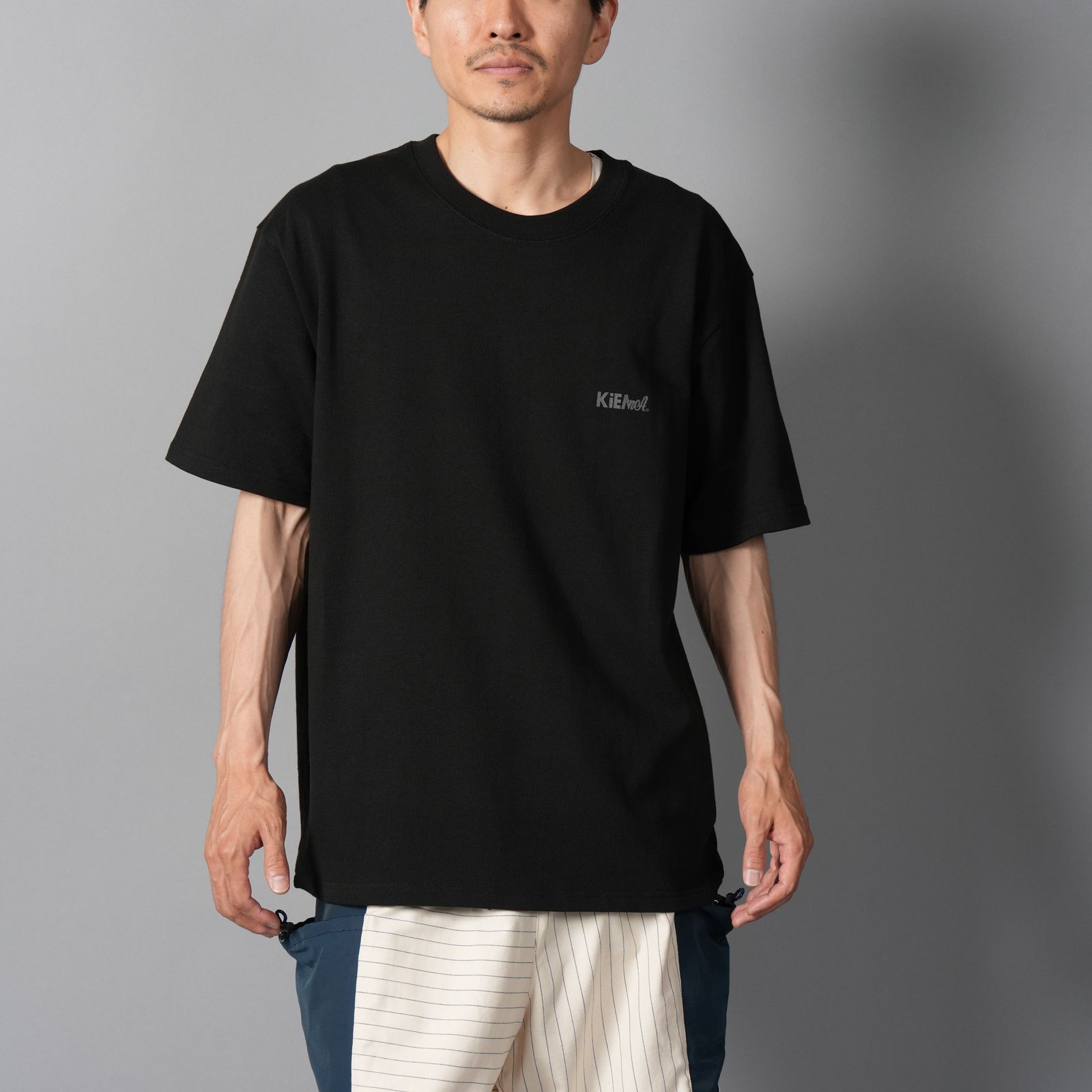 KiEMA LOGO TEE  / キーマ ロゴ Tシャツ (ブラック)