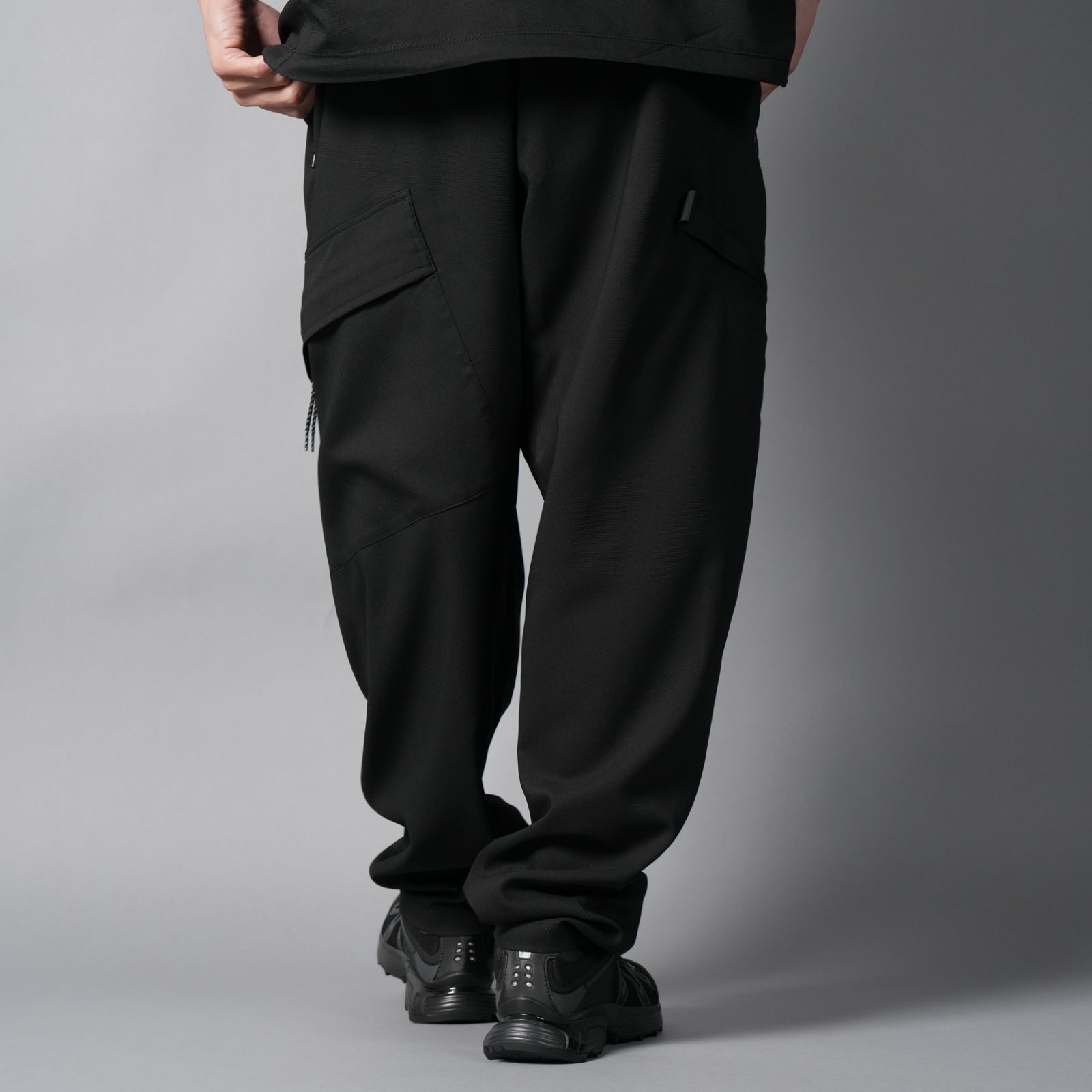 【GHOST】WOVEN WATER-REPELLENT TWO TUCK NINJA PANTS / ニンジャパンツ(ブラック)