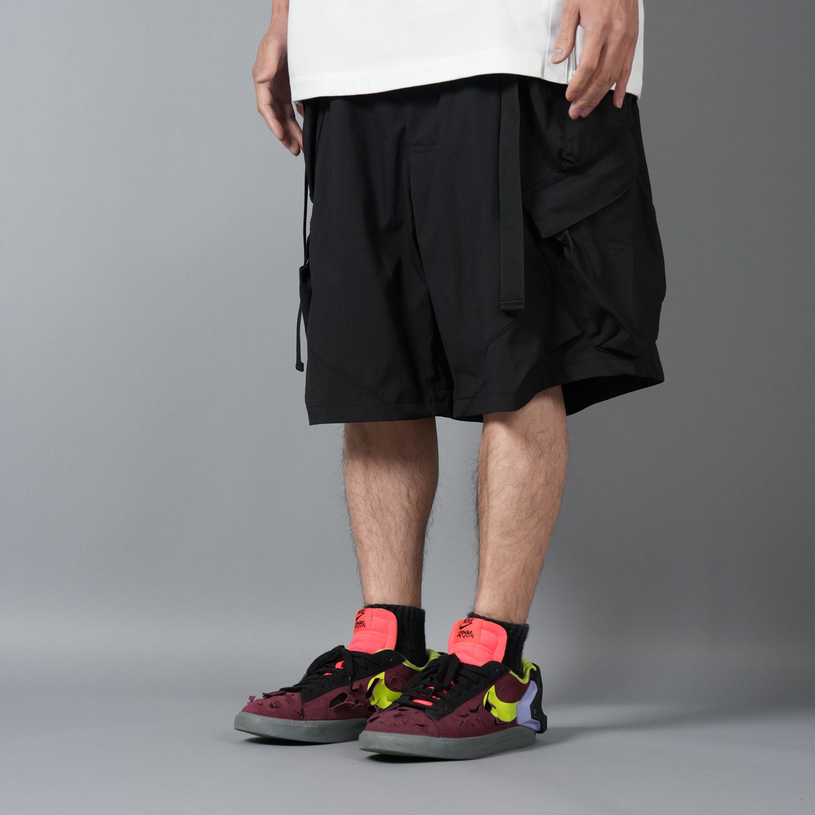 【ラスト1点】SP56A-M / NYLON STRETCH DOUBLE CARGO SHORT PANT / ショートパンツ [ウルトラワイドフィット][ストレッチ入り] (ブラック)