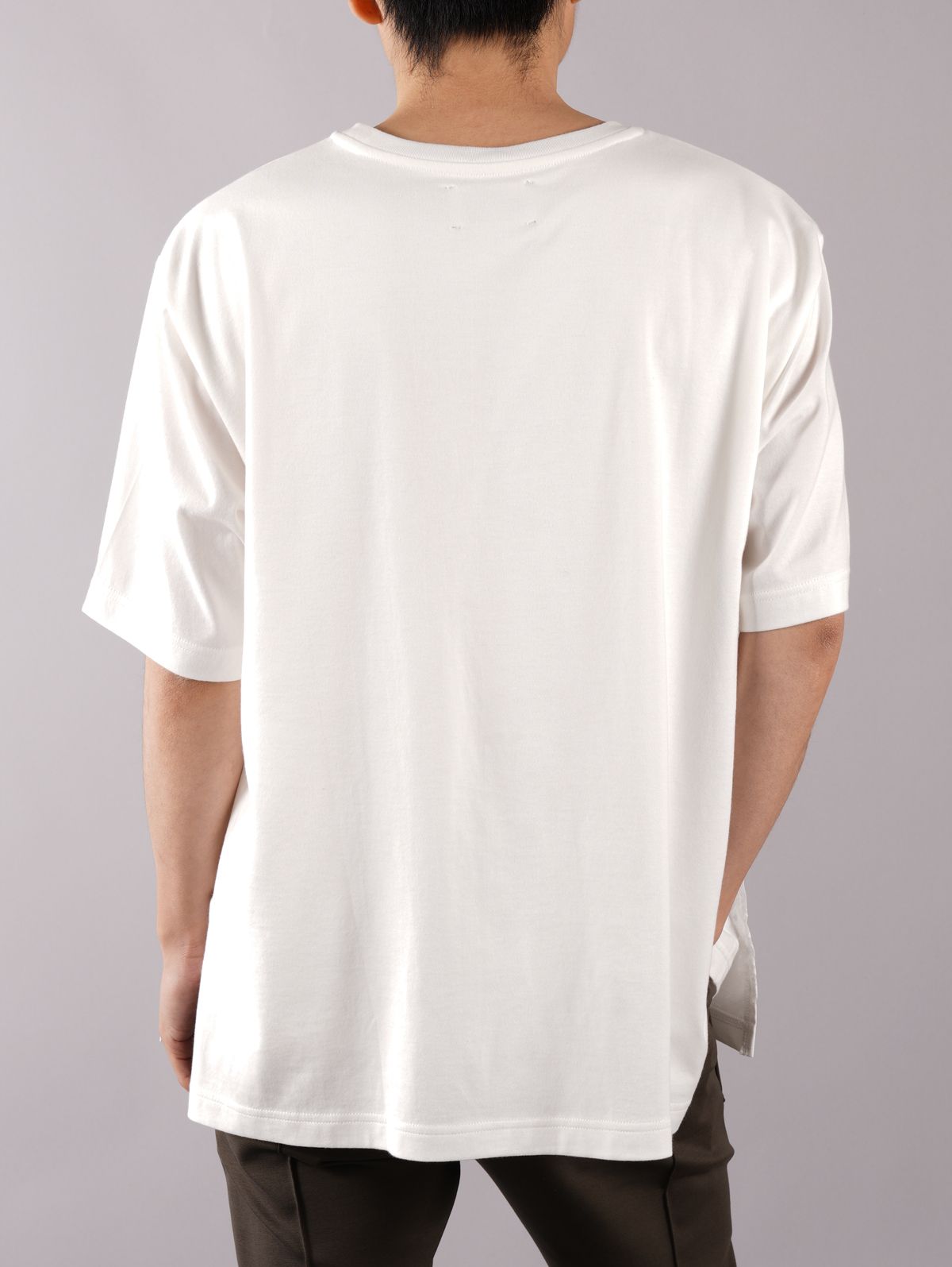 TAAKK - 【ラスト1点】LAYERED T-SHIRTS / レイヤード Tシャツ (半袖) / ホワイト / オパール加工 |  Confidence