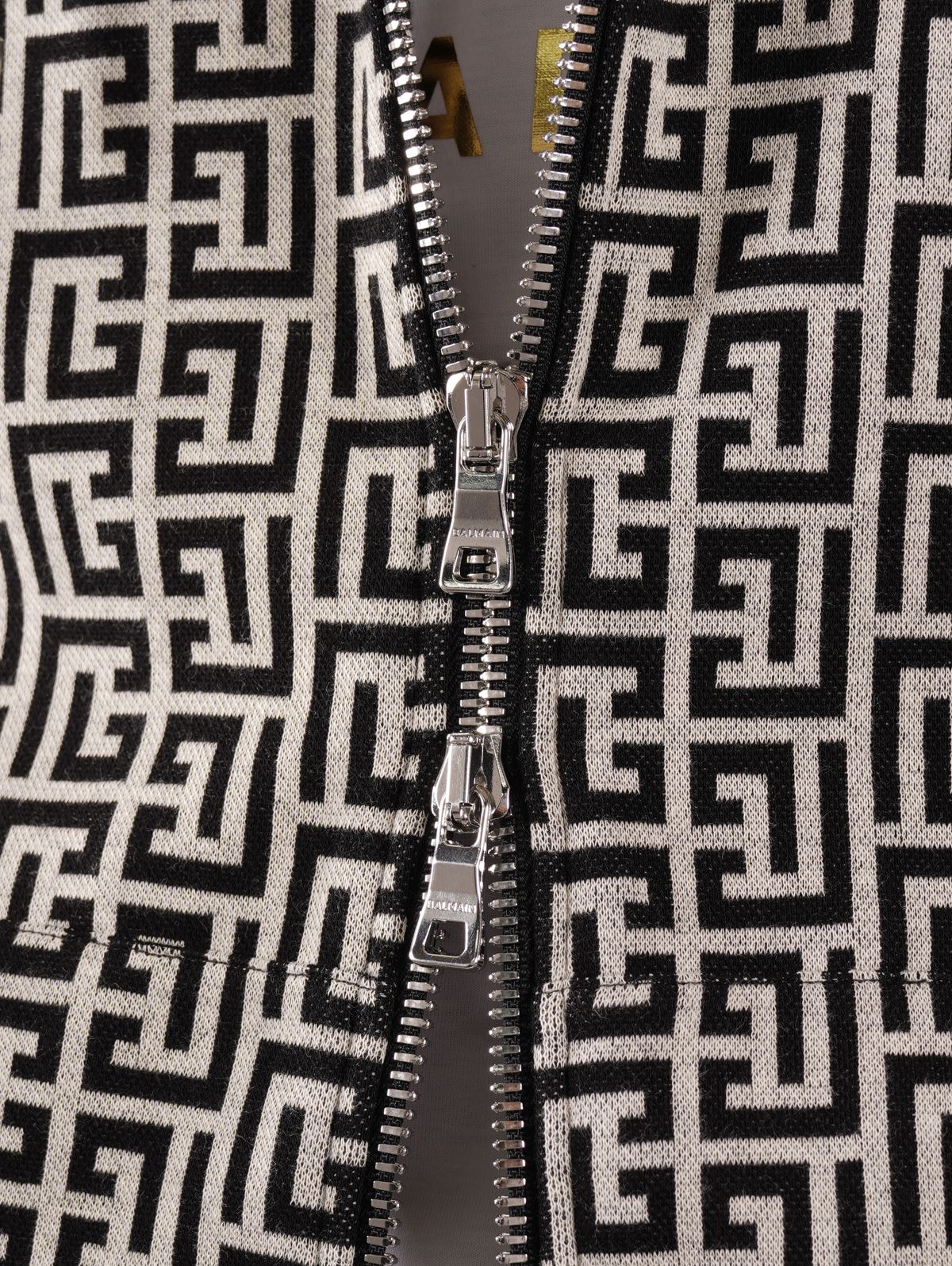 【ラスト1点】BH1 C&S ZIP HOODIE JERSEY MONOGRAM GRAPHIC / 1945 モノグラム スウェットシャツ (パーカー) / ブラウン / クラシックフィット / 定番商品 / メンズ